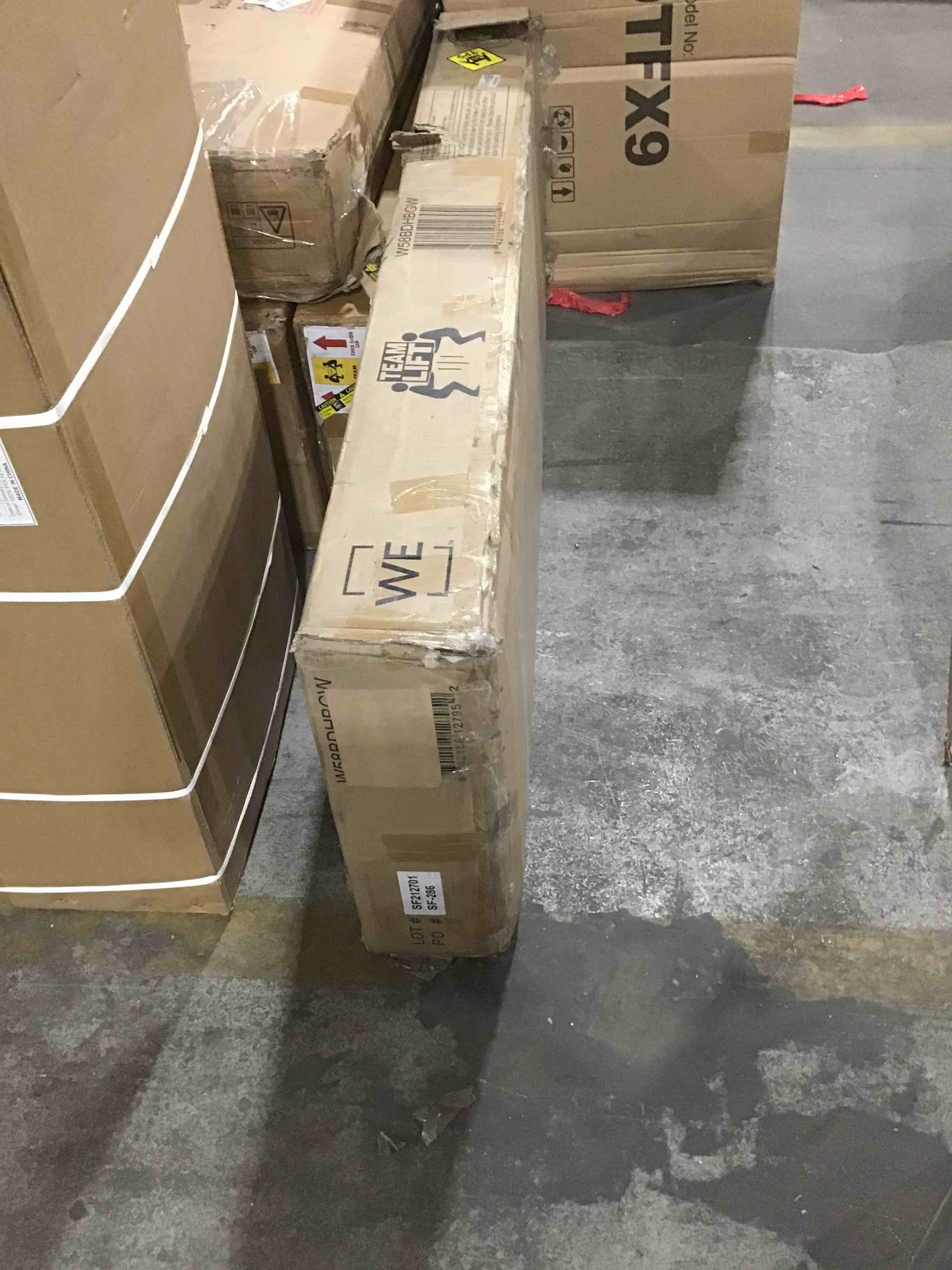 https://s3.amazonaws.com/lotting-images-prod/bidfta/YEL4143676_1695398940507.jpeg