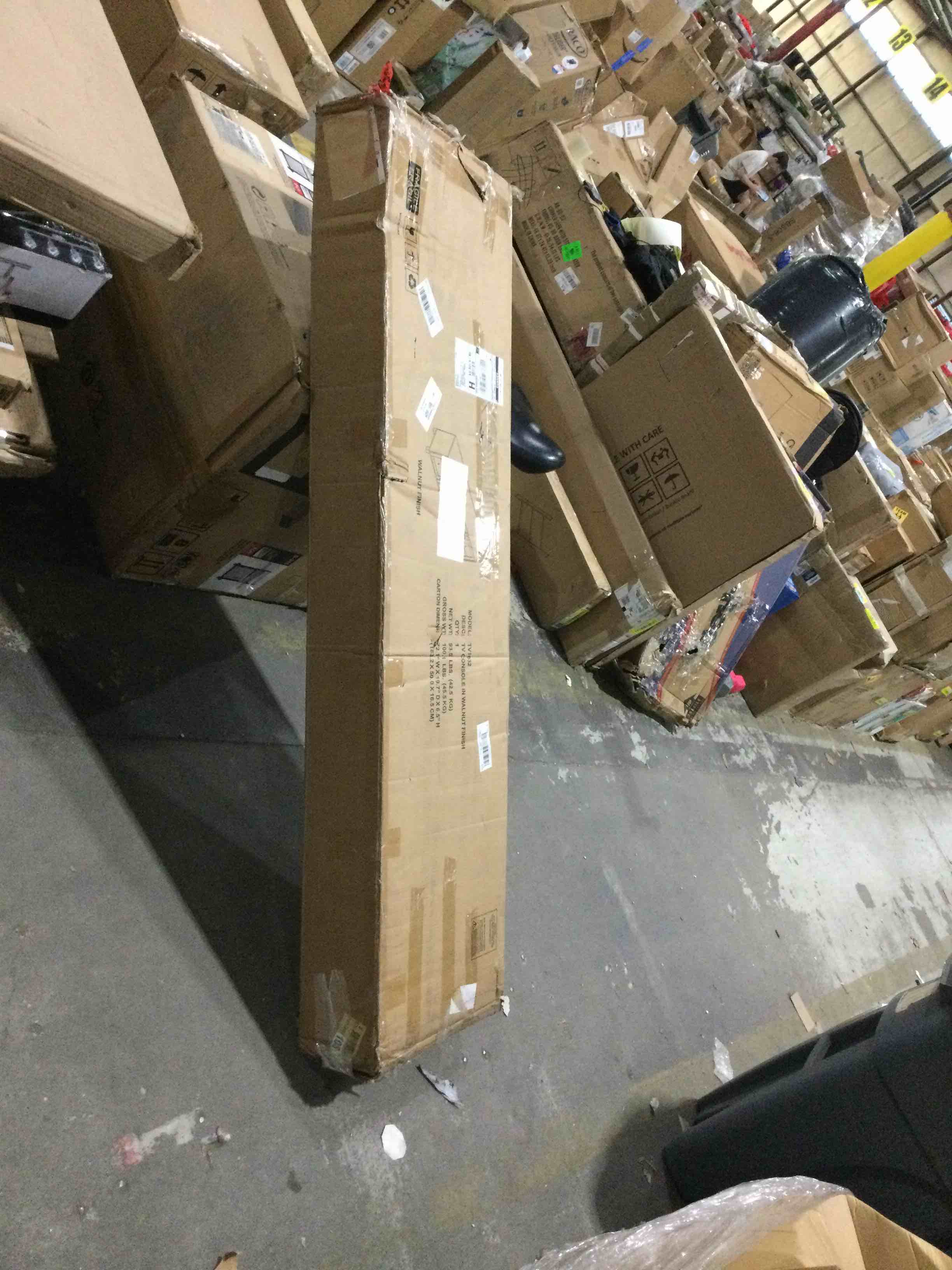 https://s3.amazonaws.com/lotting-images-prod/bidfta/YEL4144076_1695997598675.jpeg