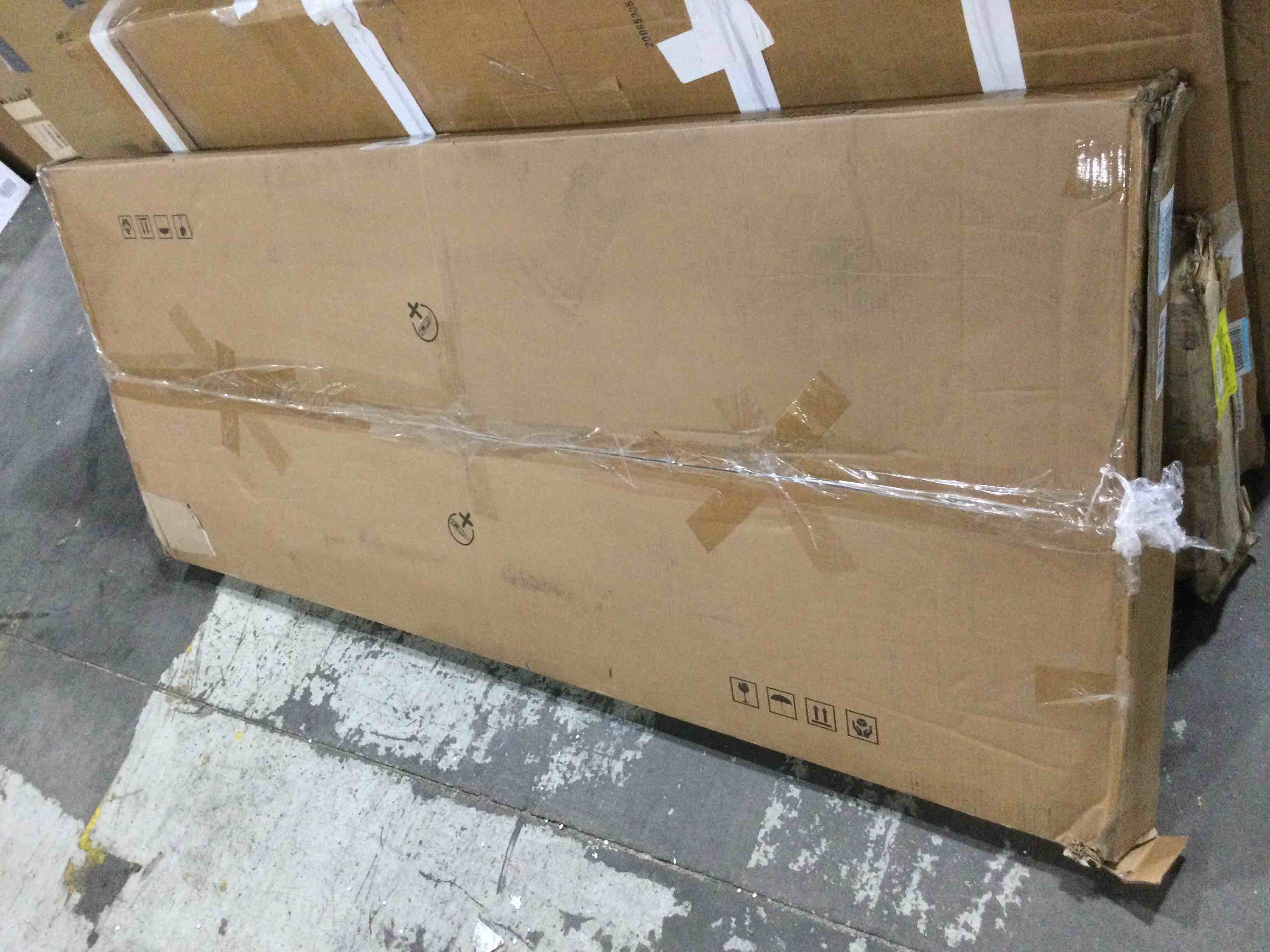 https://s3.amazonaws.com/lotting-images-prod/bidfta/YEL4144089_1696001991445.jpeg