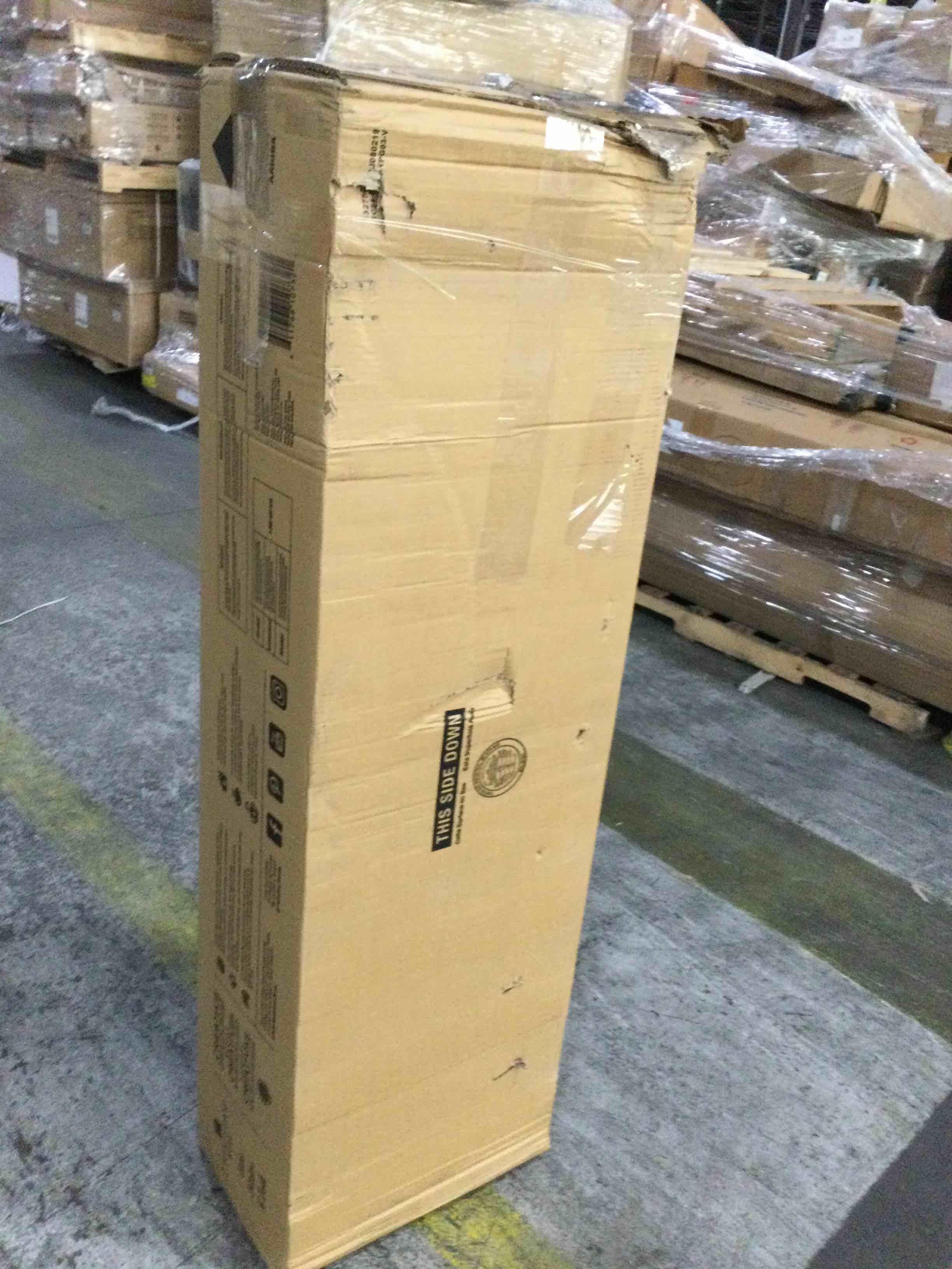 https://s3.amazonaws.com/lotting-images-prod/bidfta/YEL4144202_1696357796759.jpeg