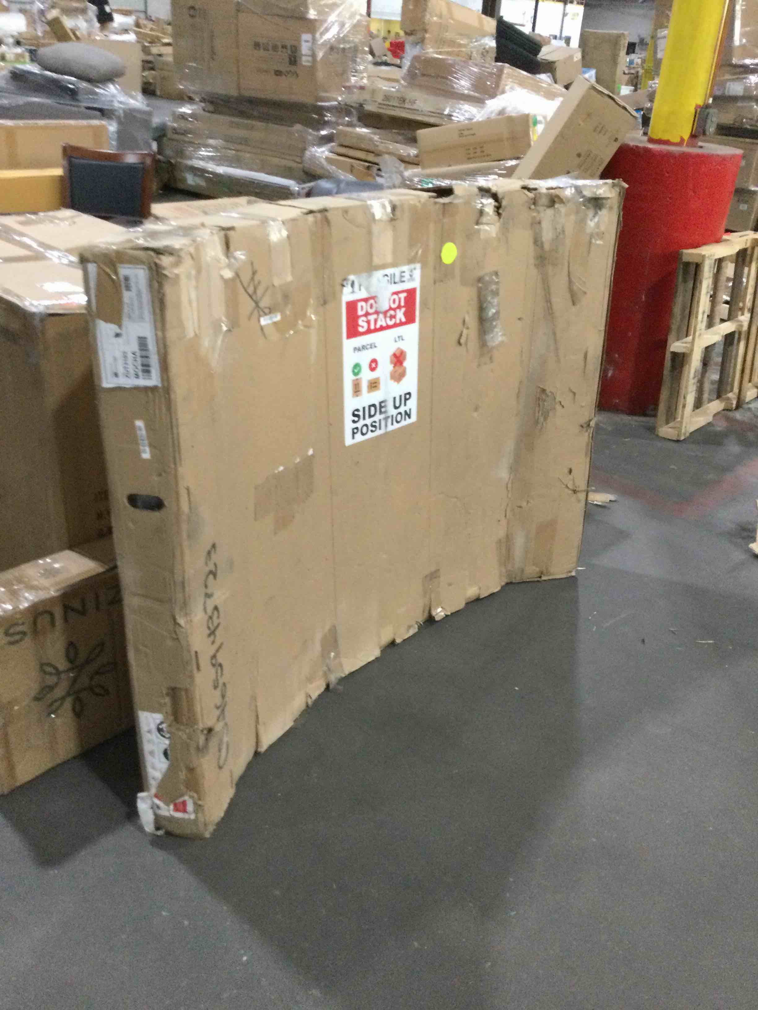https://s3.amazonaws.com/lotting-images-prod/bidfta/YEL4144212_1696344371600.jpeg