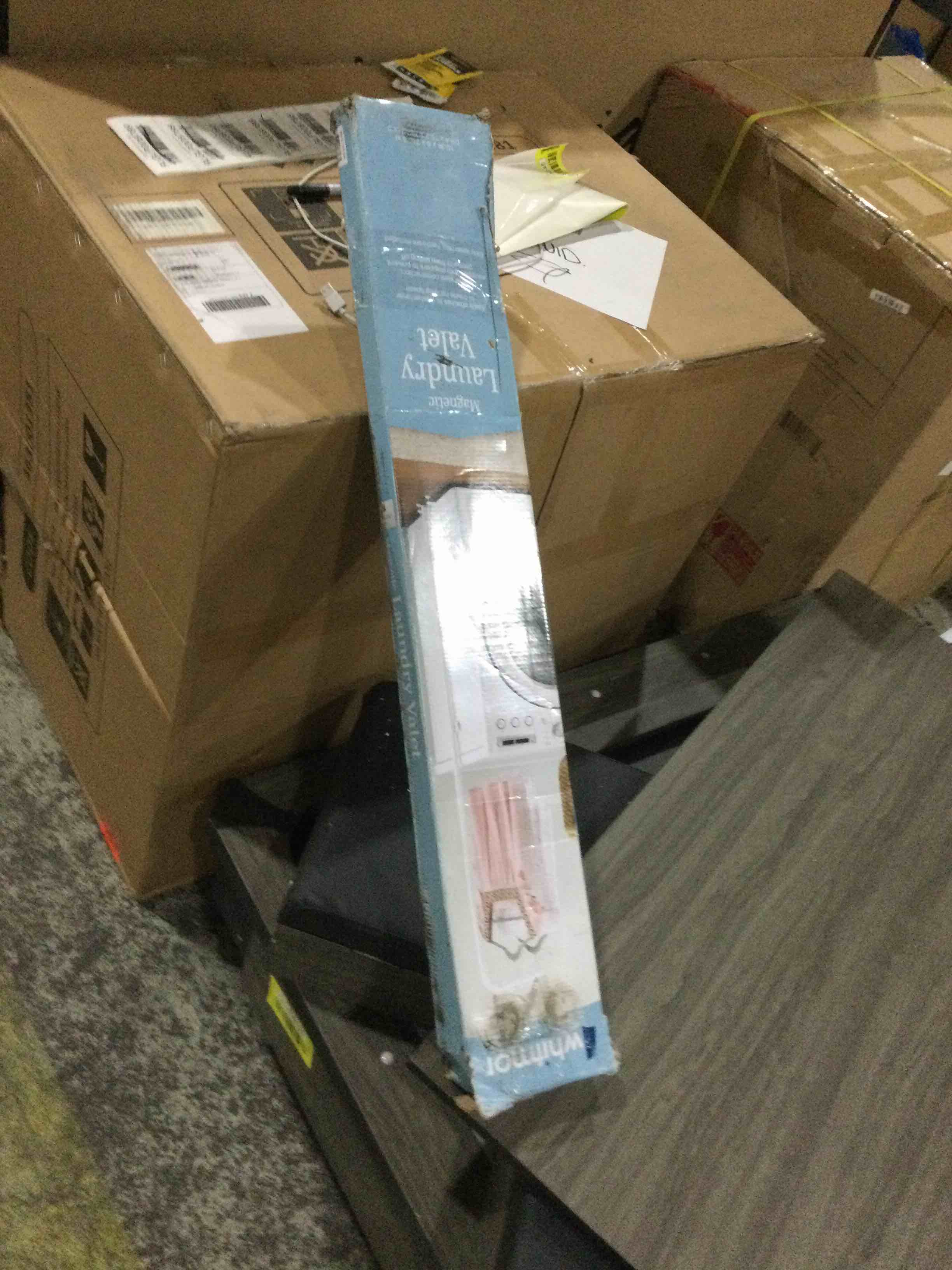 https://s3.amazonaws.com/lotting-images-prod/bidfta/YEL4144245_1696450652563.jpeg
