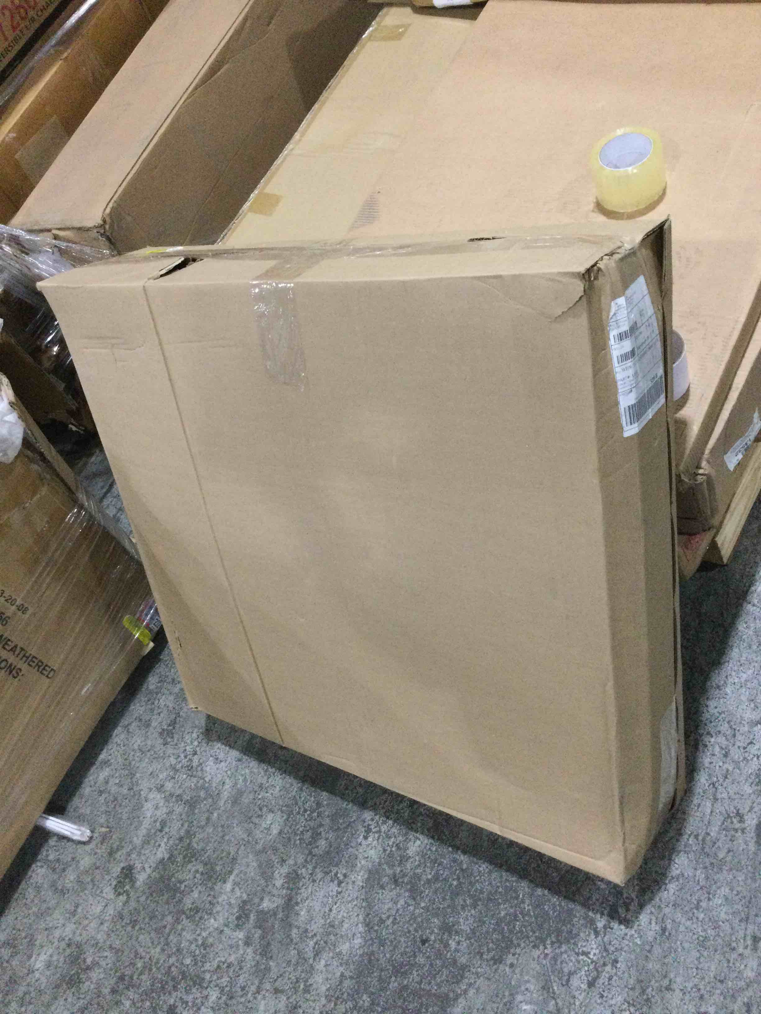 https://s3.amazonaws.com/lotting-images-prod/bidfta/YEL4144275_1696455355520.jpeg