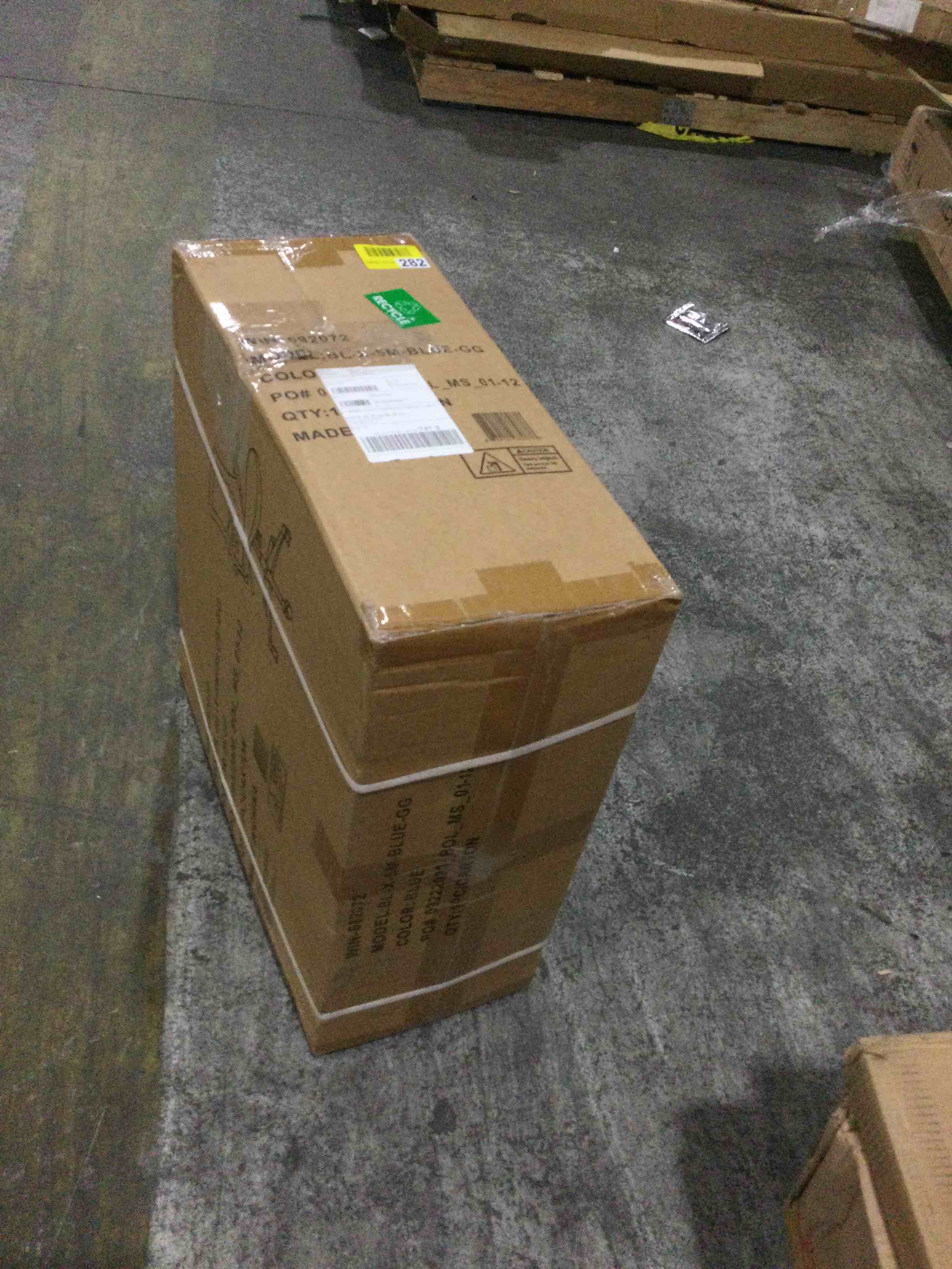 https://s3.amazonaws.com/lotting-images-prod/bidfta/YEL4144280_1696453387115.jpeg