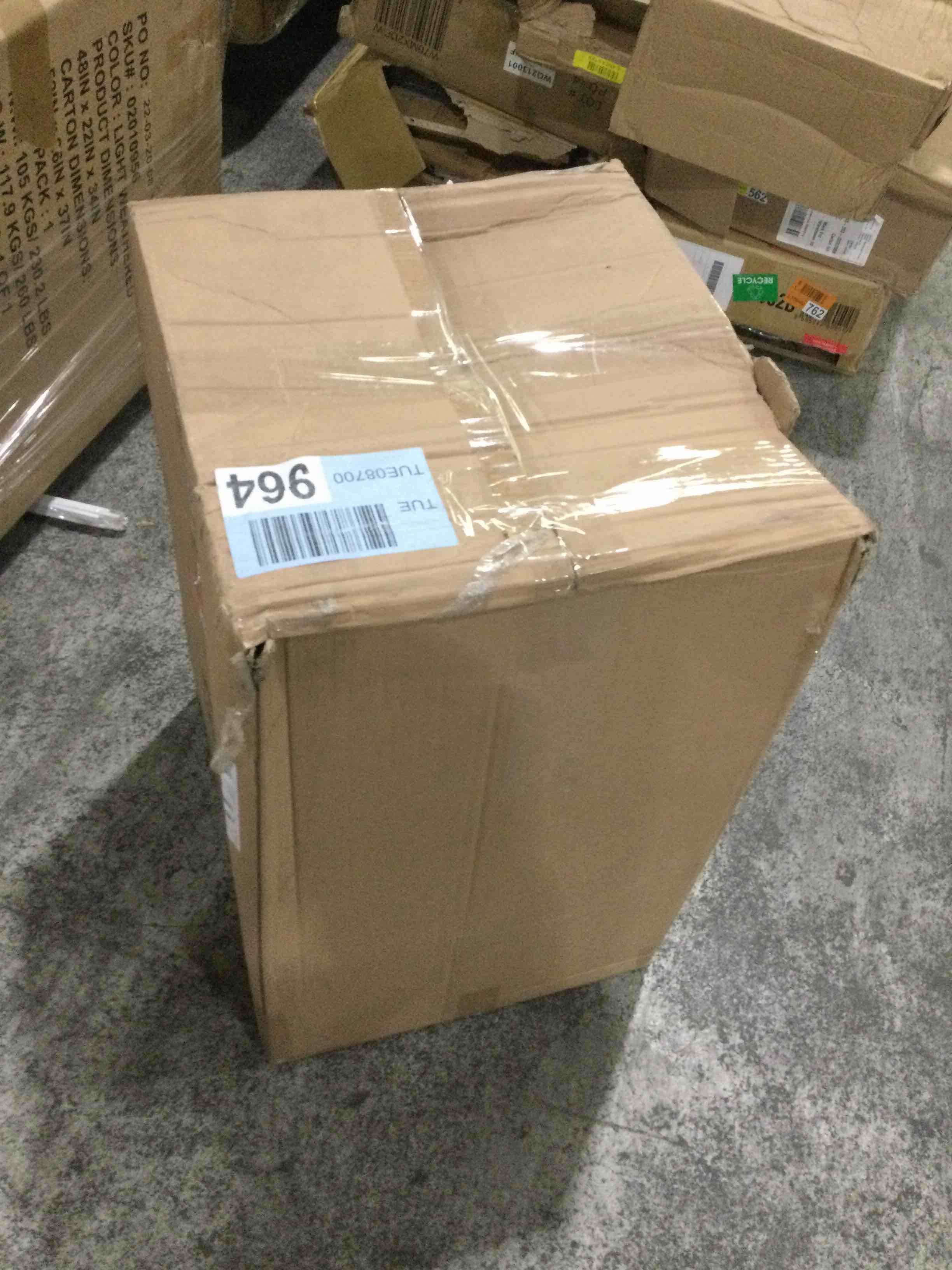 https://s3.amazonaws.com/lotting-images-prod/bidfta/YEL4144282_1696452821181.jpeg