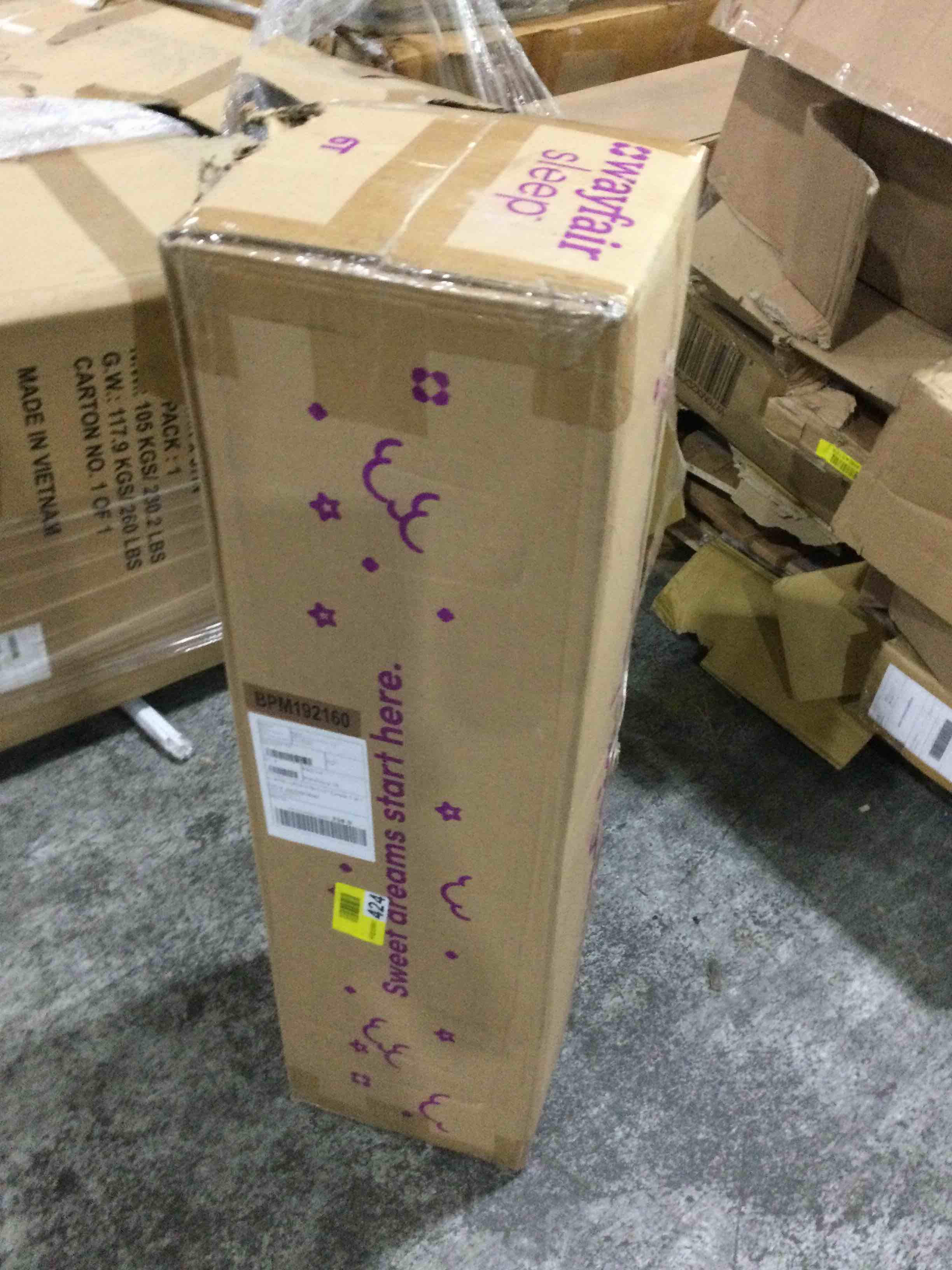 https://s3.amazonaws.com/lotting-images-prod/bidfta/YEL4144283_1696452453608.jpeg