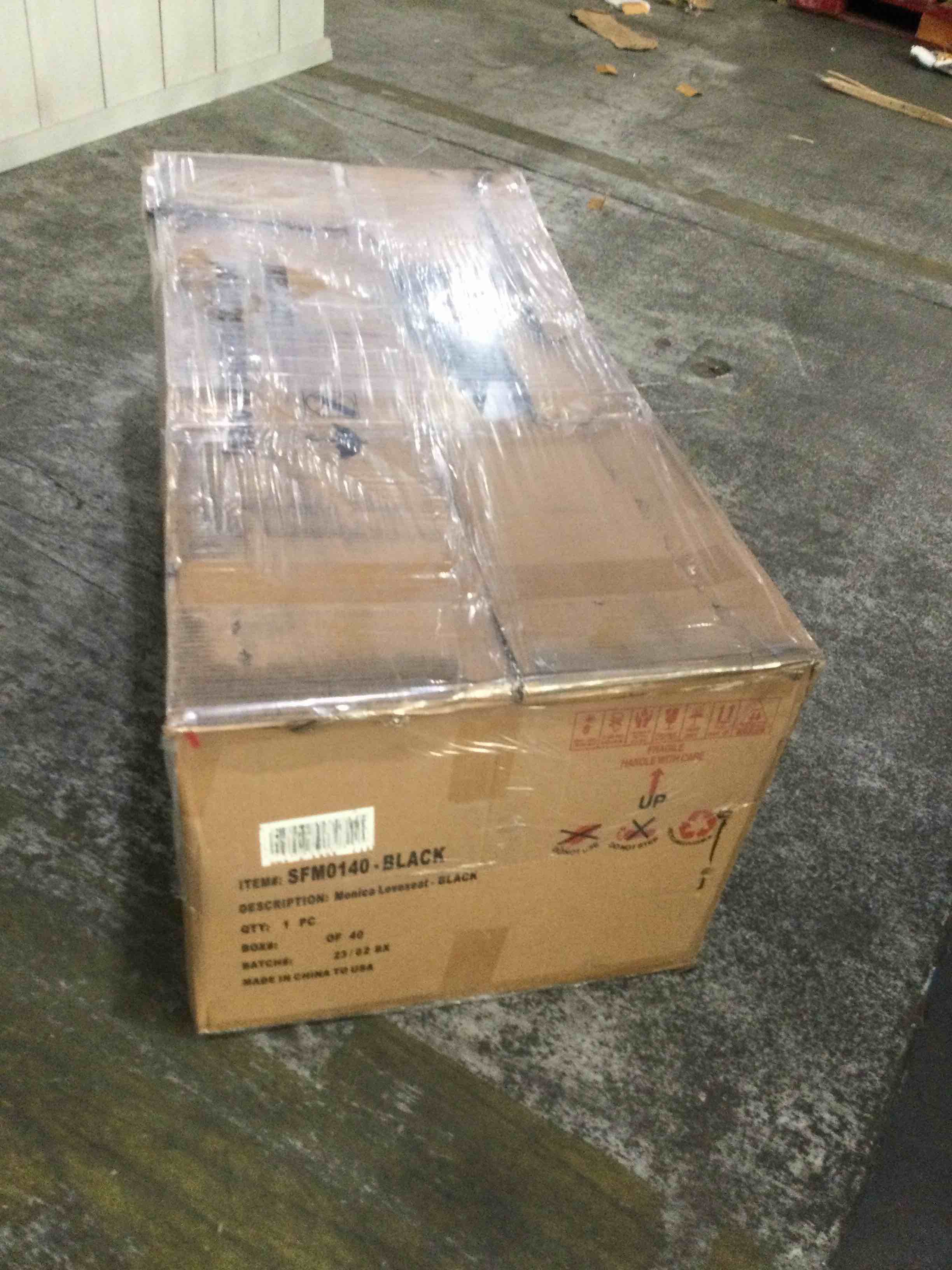 https://s3.amazonaws.com/lotting-images-prod/bidfta/YEL4144292_1696534433242.jpeg