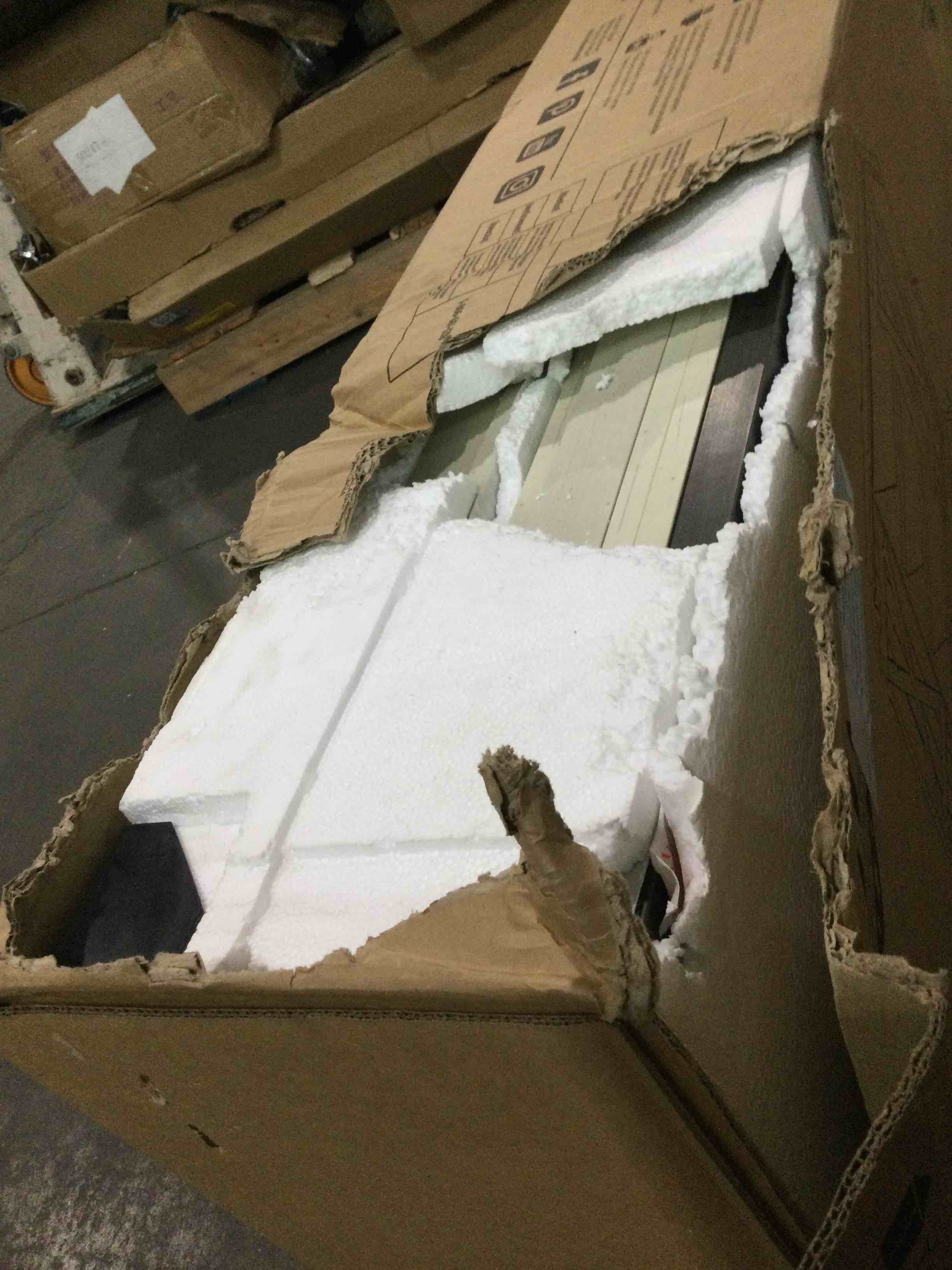 https://s3.amazonaws.com/lotting-images-prod/bidfta/YEL4144307_1696520633747.jpeg