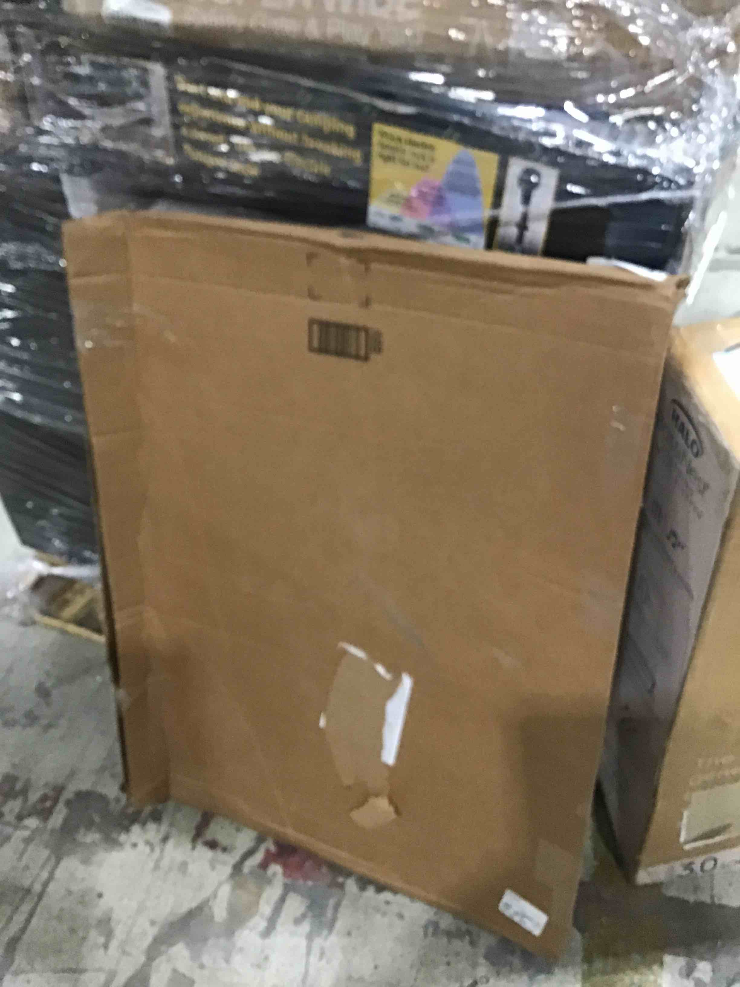 https://s3.amazonaws.com/lotting-images-prod/bidfta/YEL4144382_1696257367859.jpeg