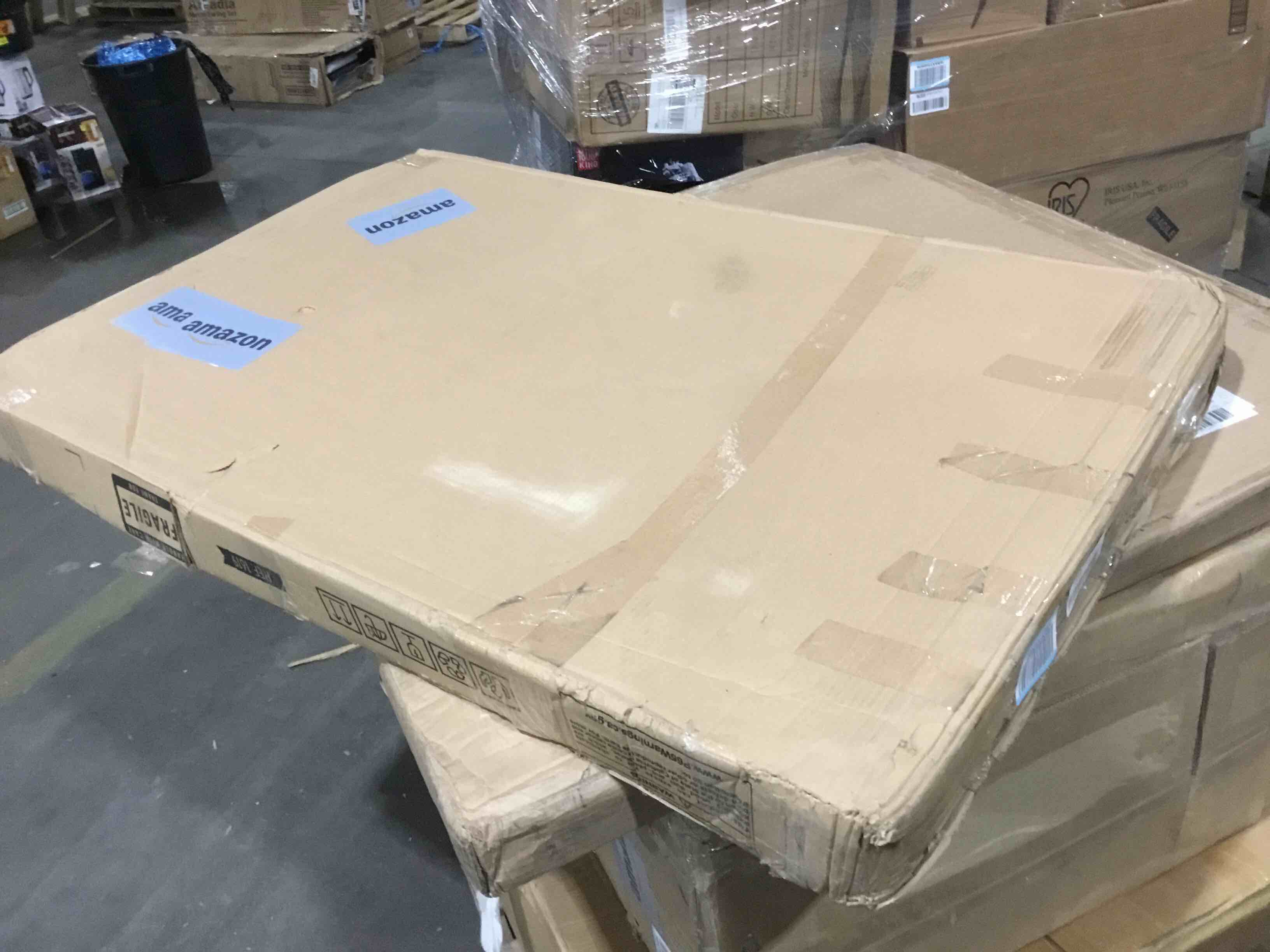 https://s3.amazonaws.com/lotting-images-prod/bidfta/YEL4146200_1706364108262.jpeg