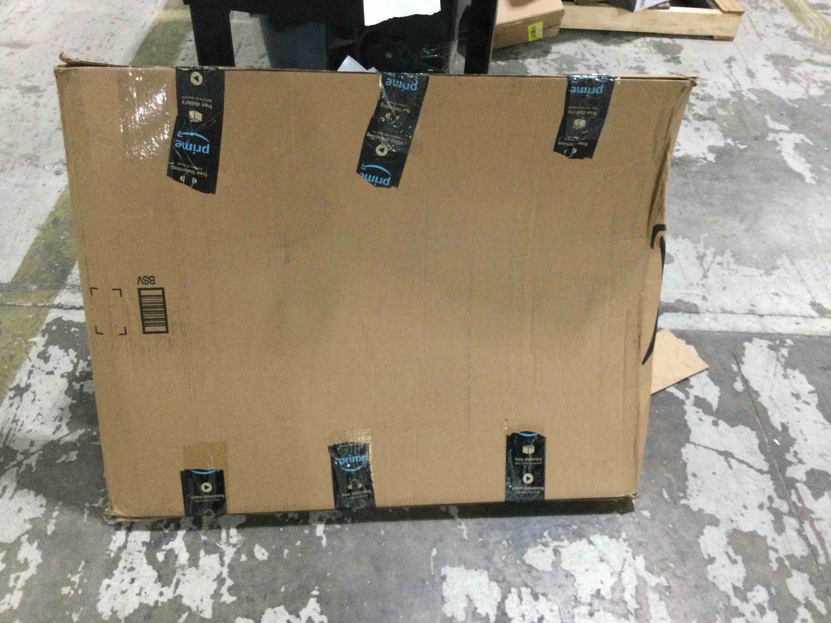 https://s3.amazonaws.com/lotting-images-prod/bidfta/YEL4147230_1704828656116.jpeg