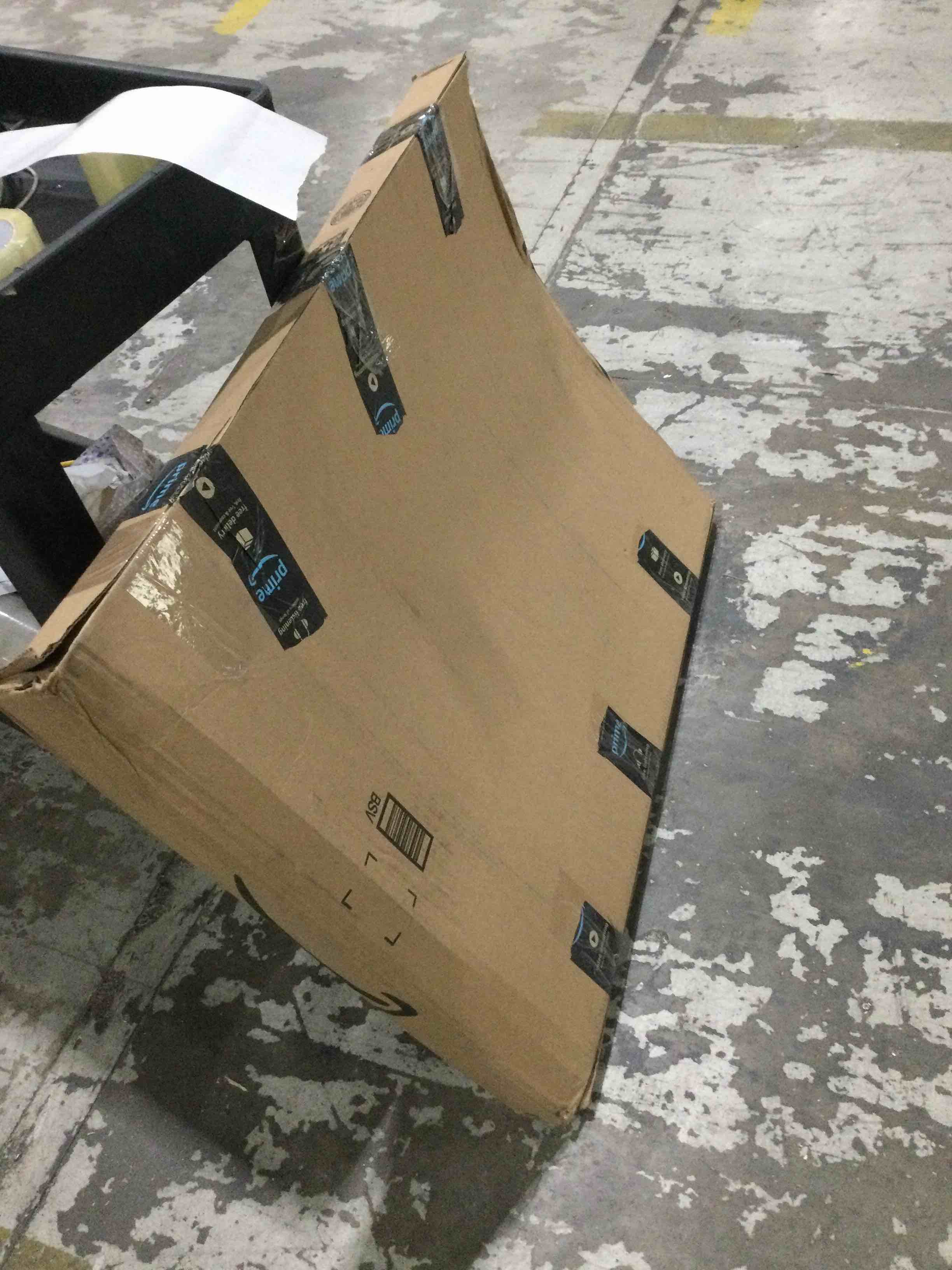 https://s3.amazonaws.com/lotting-images-prod/bidfta/YEL4147230_1704828661286.jpeg