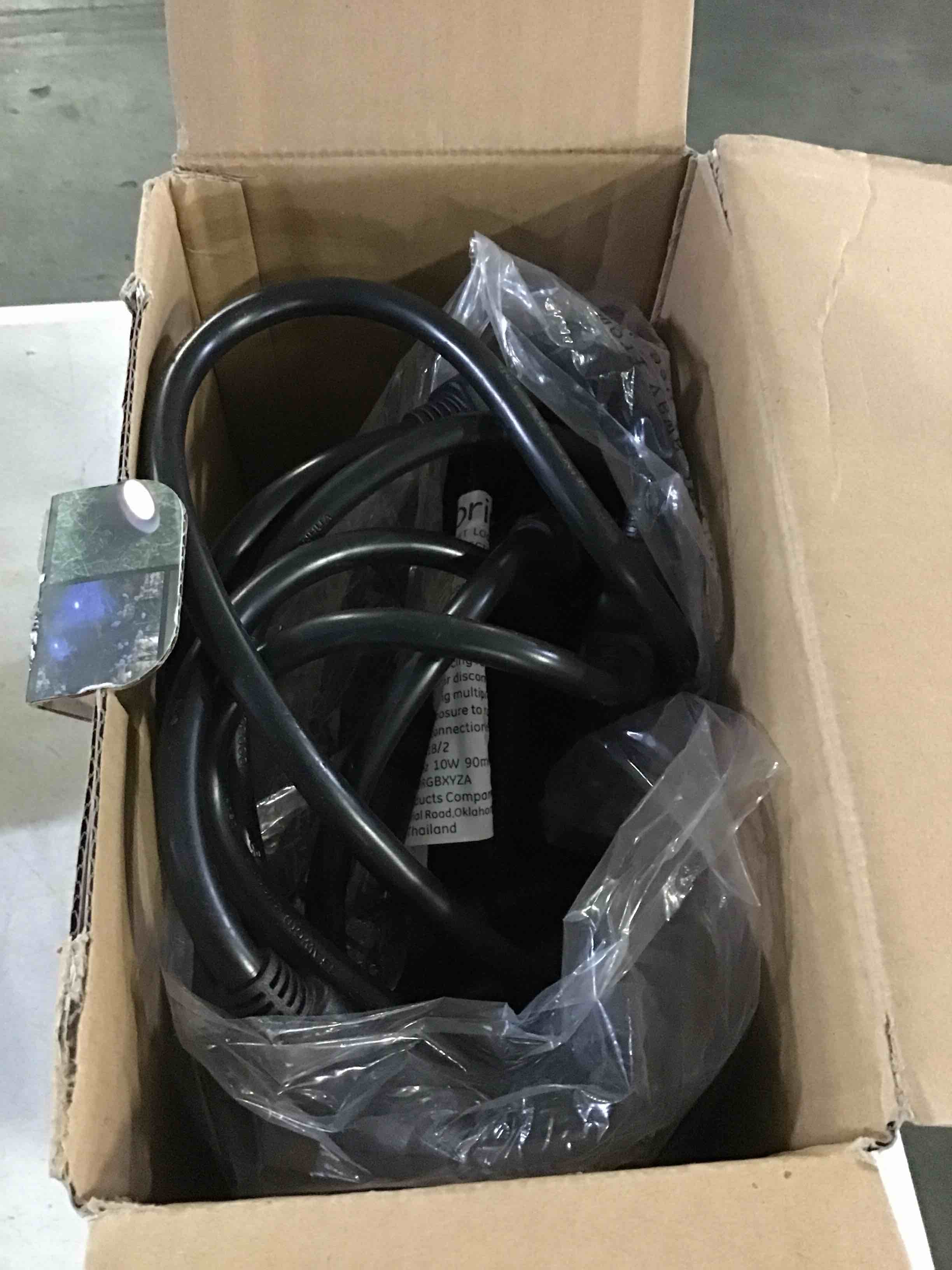 https://s3.amazonaws.com/lotting-images-prod/bidfta/YEL4161143_1687452975555.jpeg