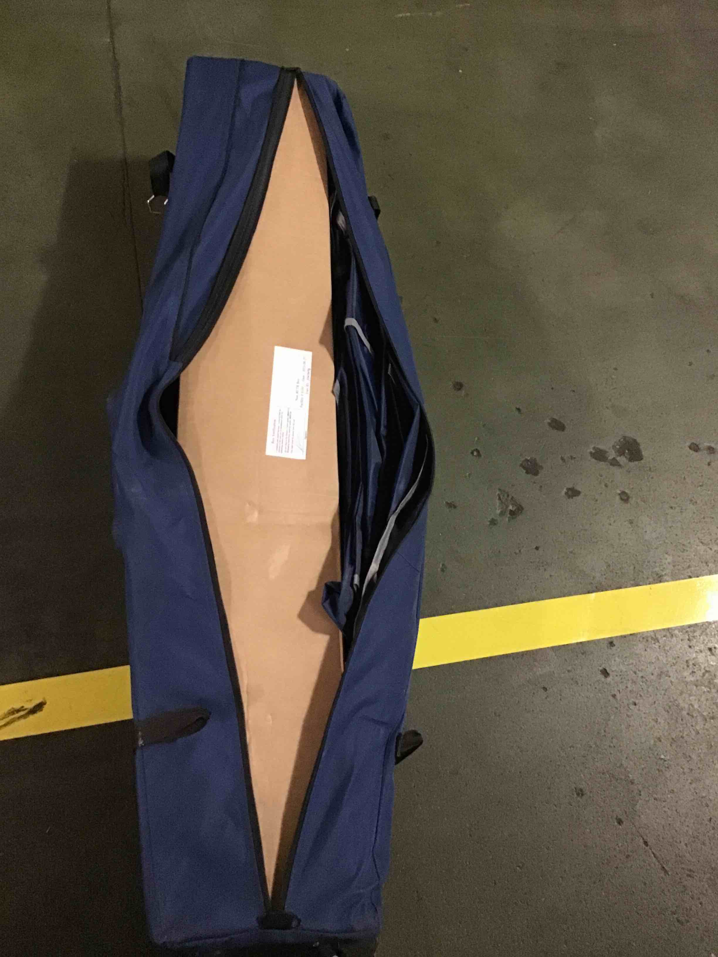 https://s3.amazonaws.com/lotting-images-prod/bidfta/YEL4161342_1690557381054.jpeg