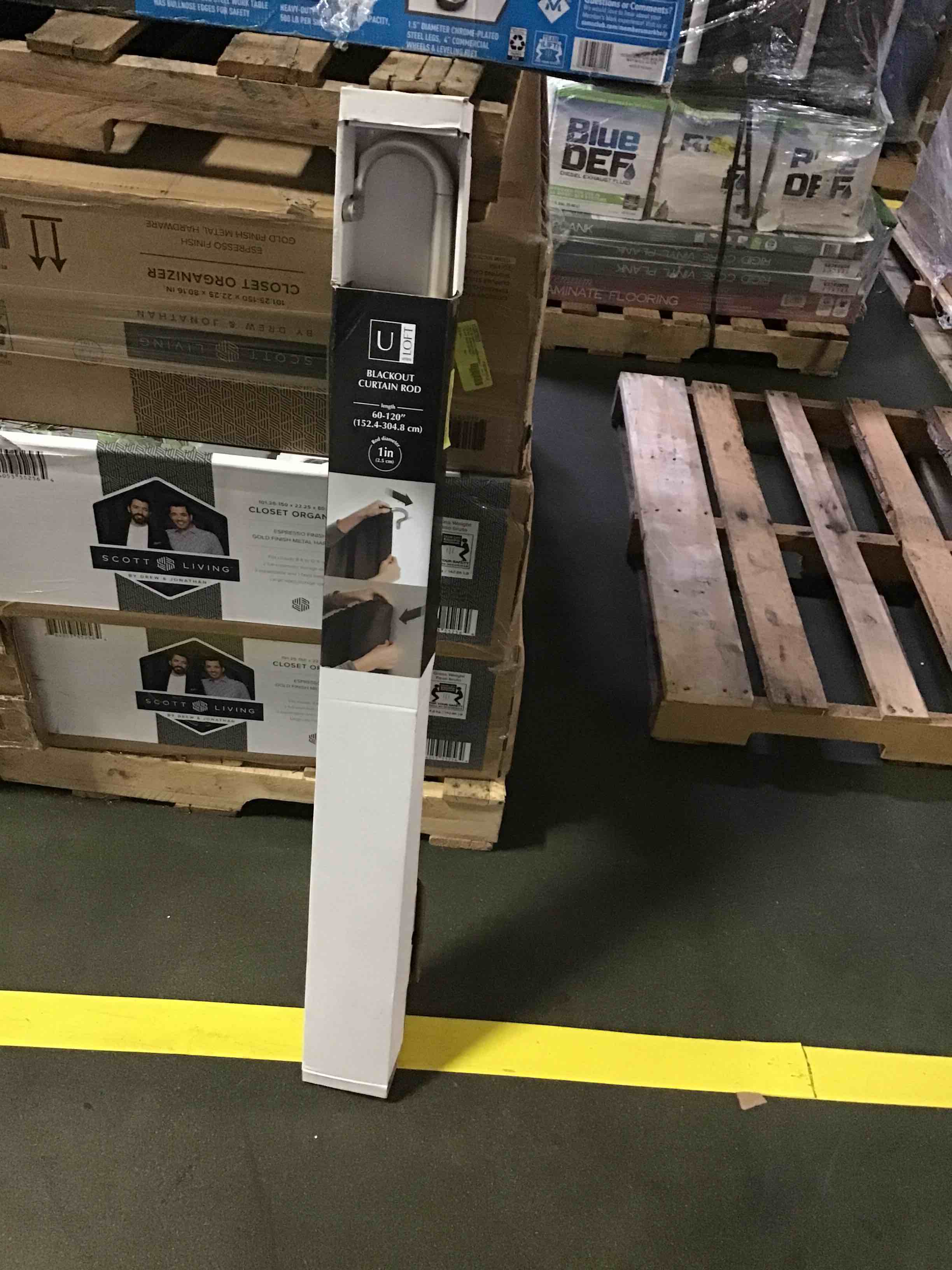 https://s3.amazonaws.com/lotting-images-prod/bidfta/YEL4161349_1690558020243.jpeg