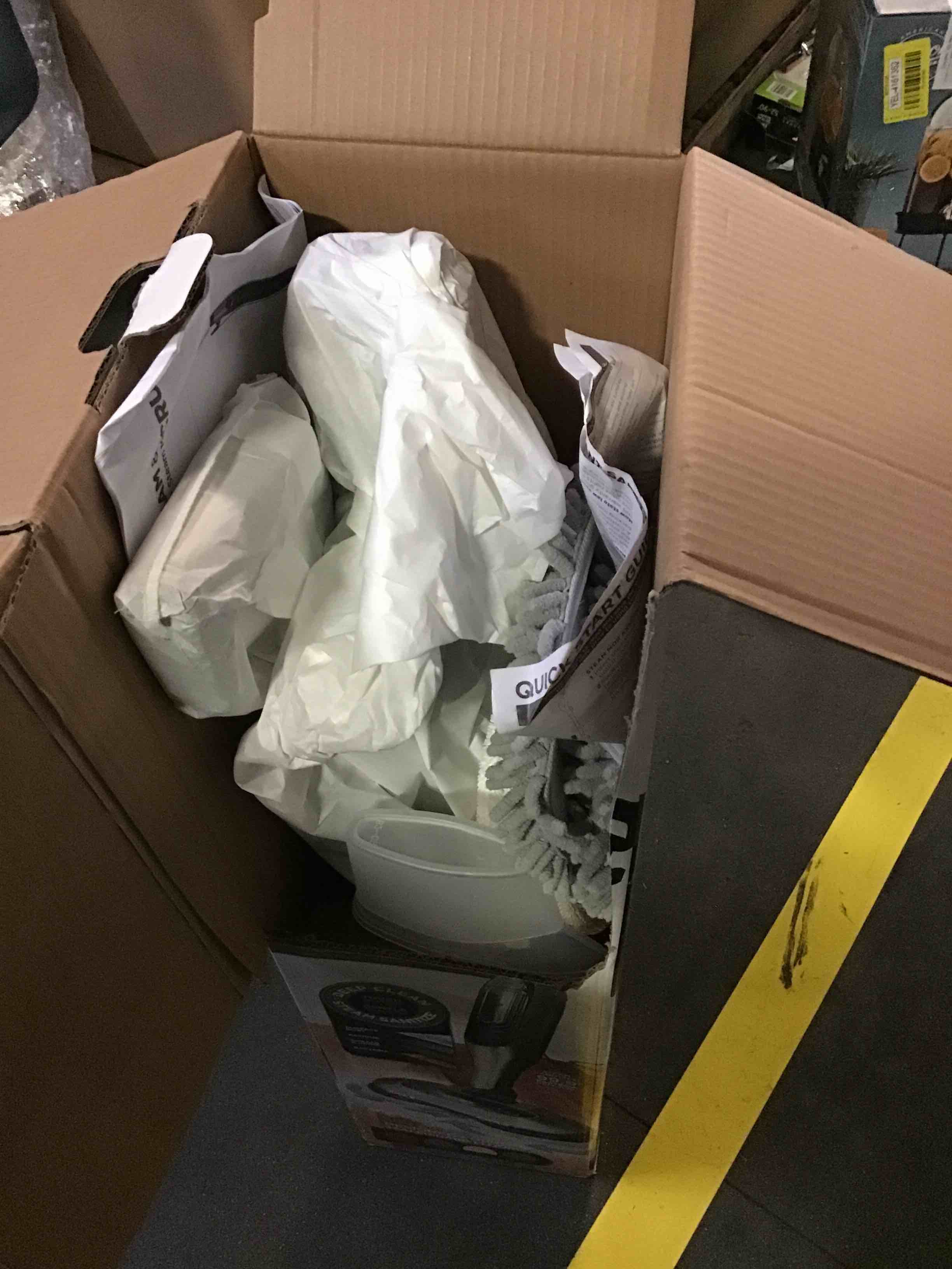 https://s3.amazonaws.com/lotting-images-prod/bidfta/YEL4161367_1690561575918.jpeg