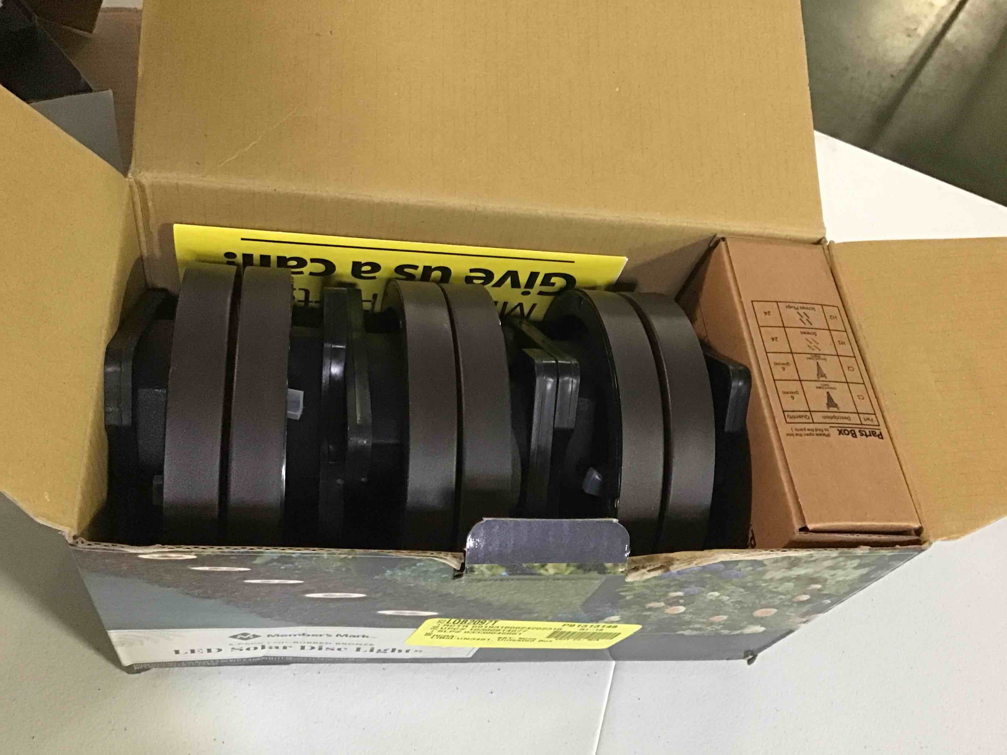 https://s3.amazonaws.com/lotting-images-prod/bidfta/YEL4161402_1690565126161.jpeg