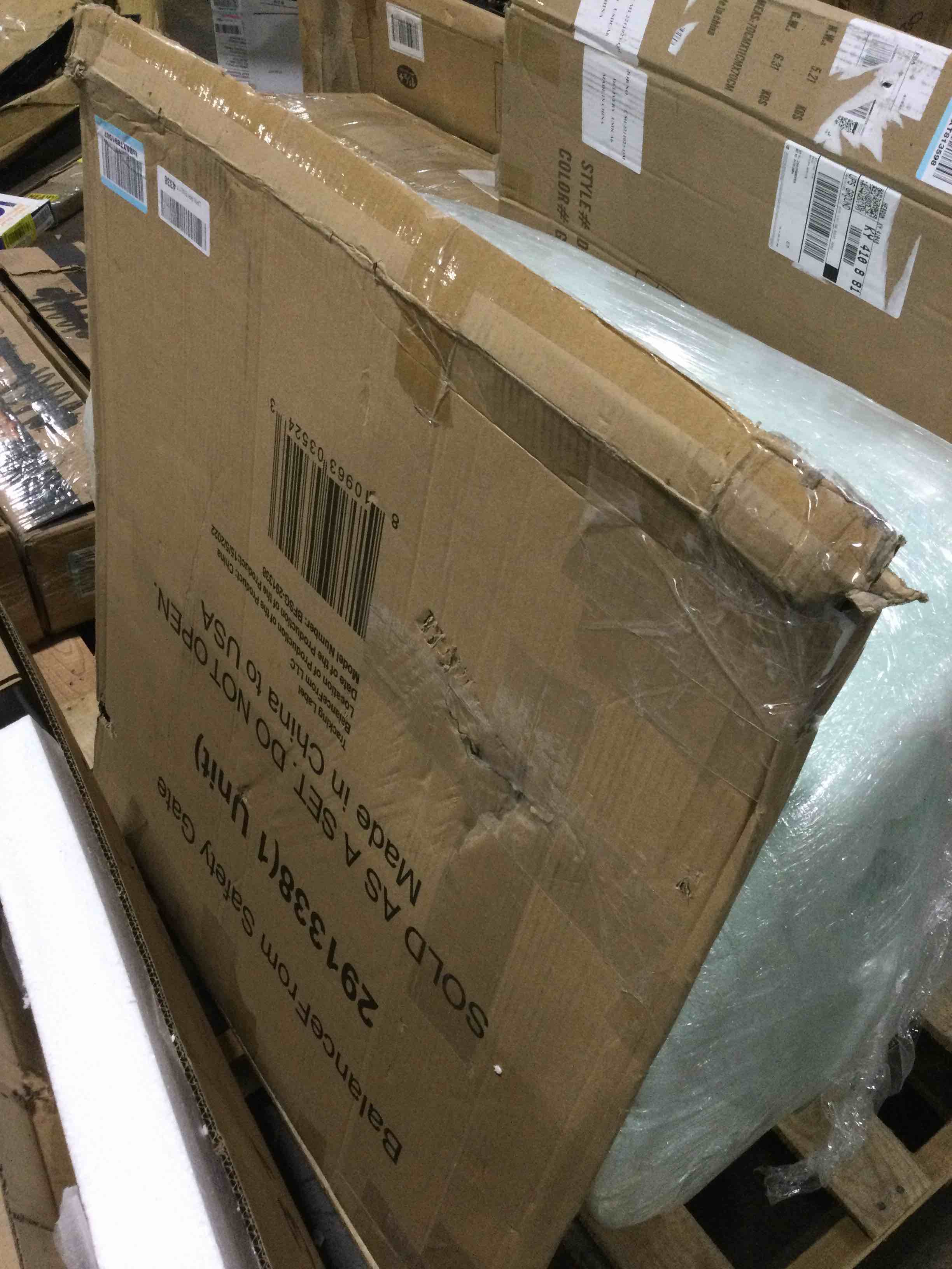 https://s3.amazonaws.com/lotting-images-prod/bidfta/YEL4194879_1676391443428.jpeg