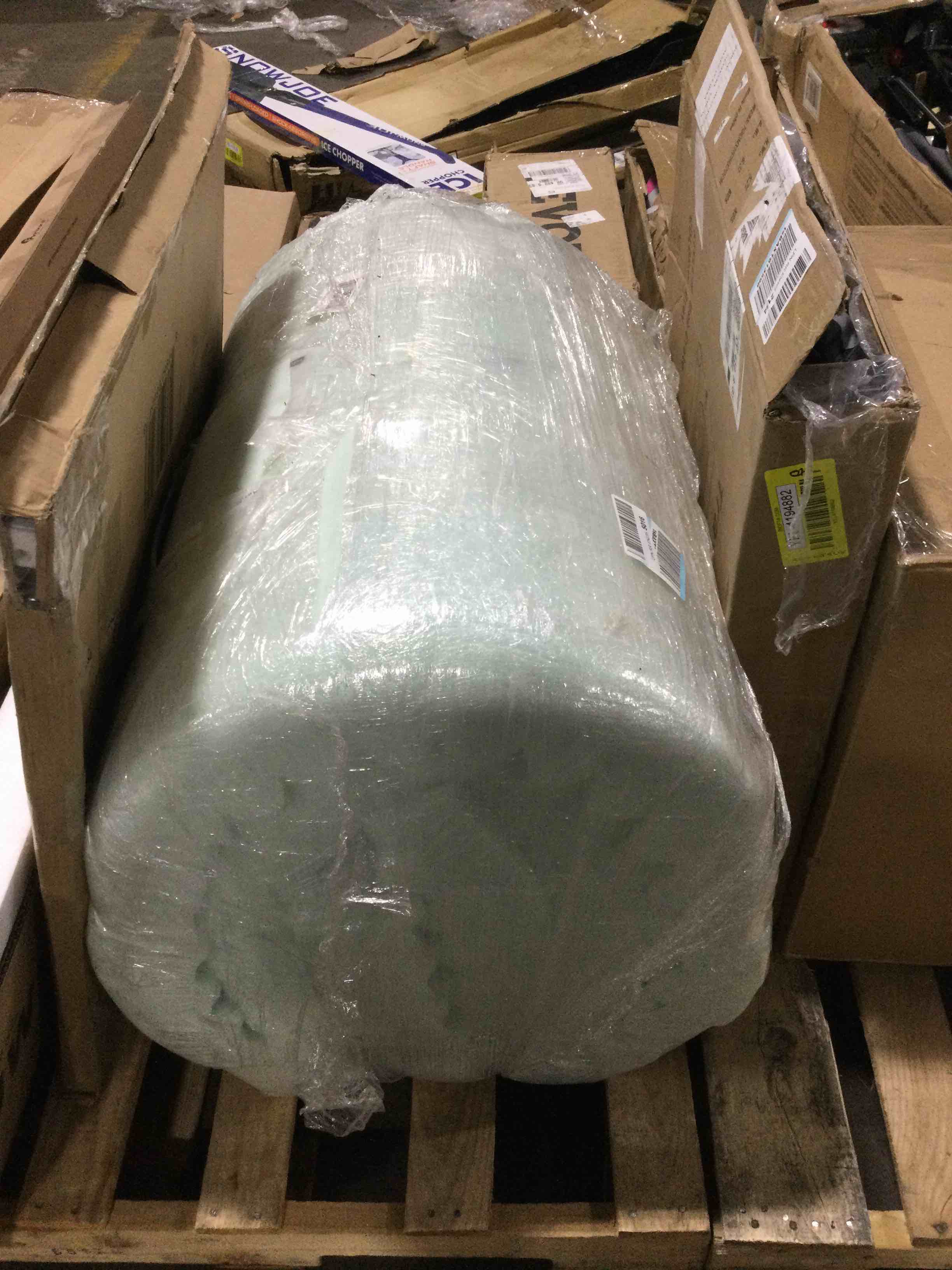 https://s3.amazonaws.com/lotting-images-prod/bidfta/YEL4194880_1676391409906.jpeg