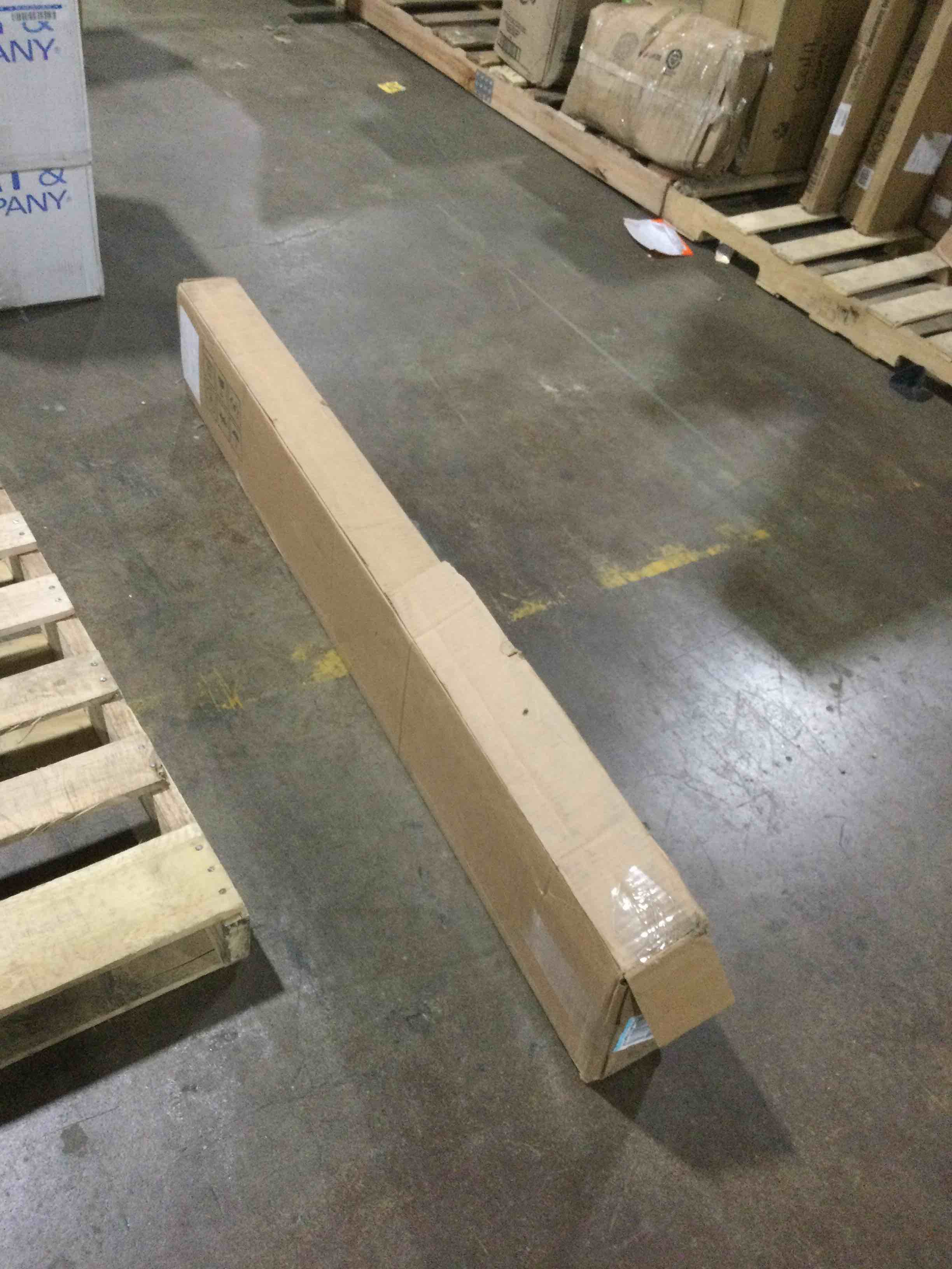 https://s3.amazonaws.com/lotting-images-prod/bidfta/YEL4195343_1676397428050.jpeg