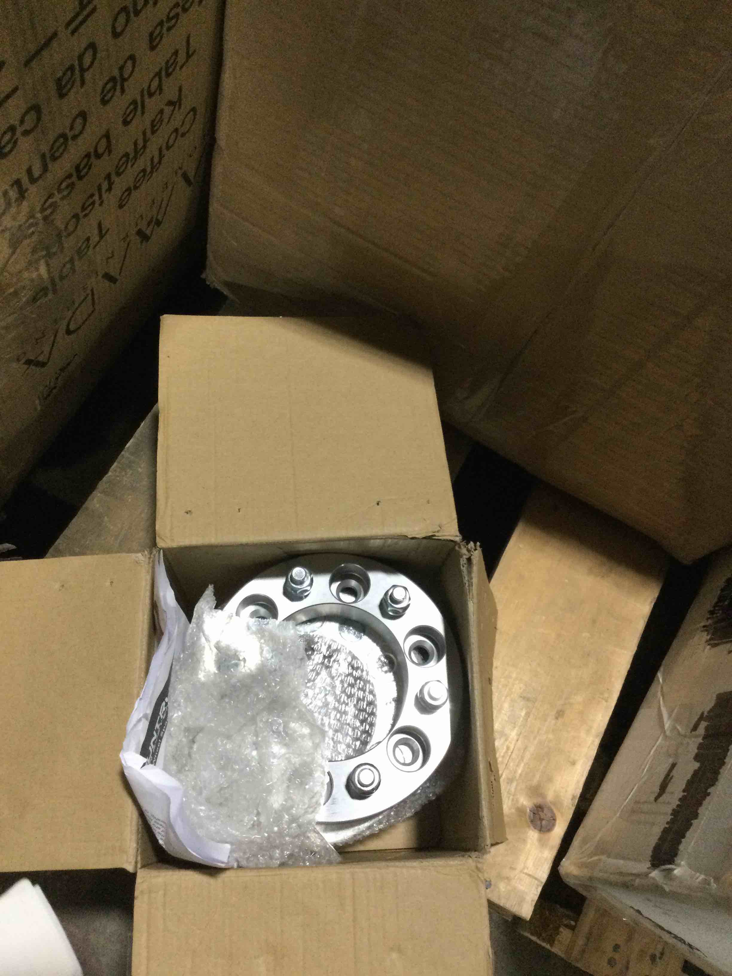 https://s3.amazonaws.com/lotting-images-prod/bidfta/YEL4195361_1676392892448.jpeg