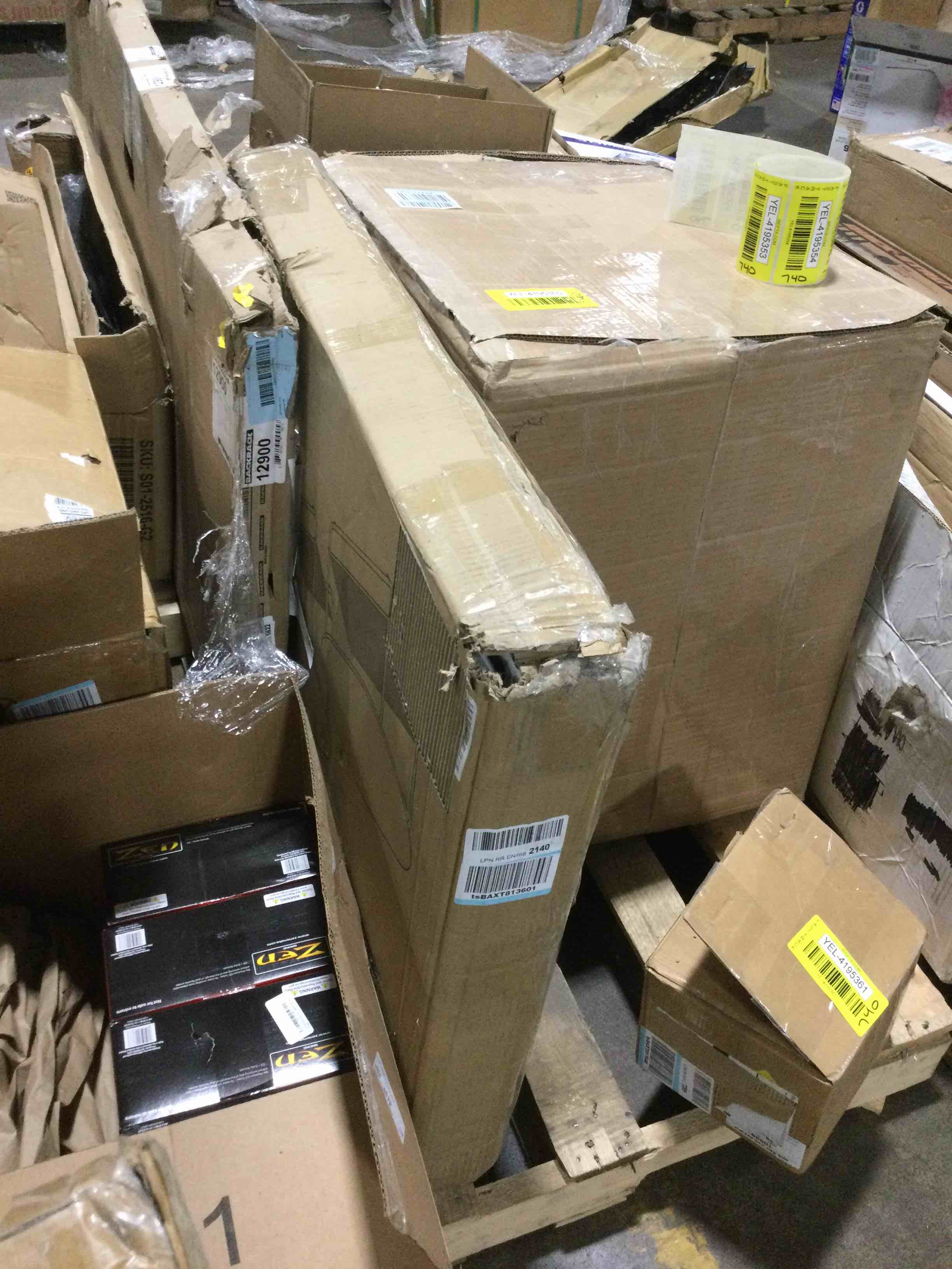 https://s3.amazonaws.com/lotting-images-prod/bidfta/YEL4195362_1676392939609.jpeg