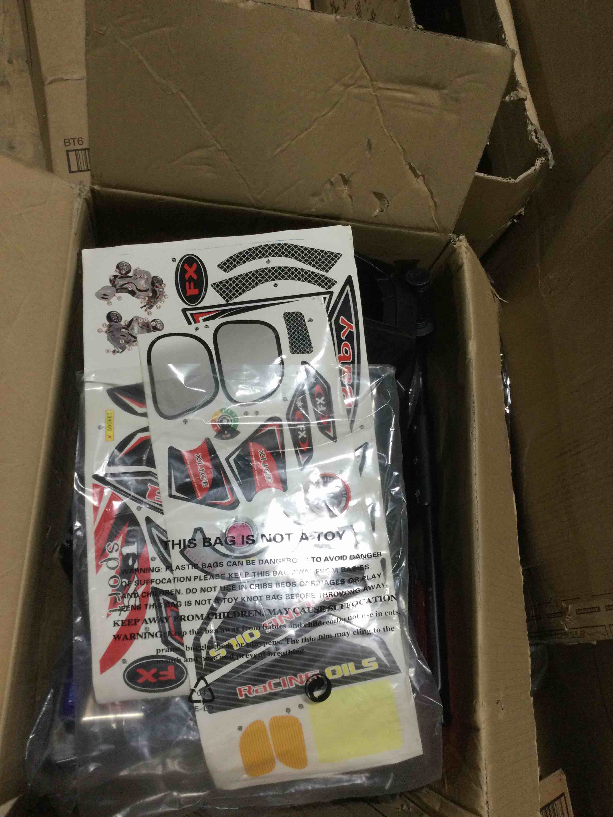 https://s3.amazonaws.com/lotting-images-prod/bidfta/YEL4195366_1676397020055.jpeg