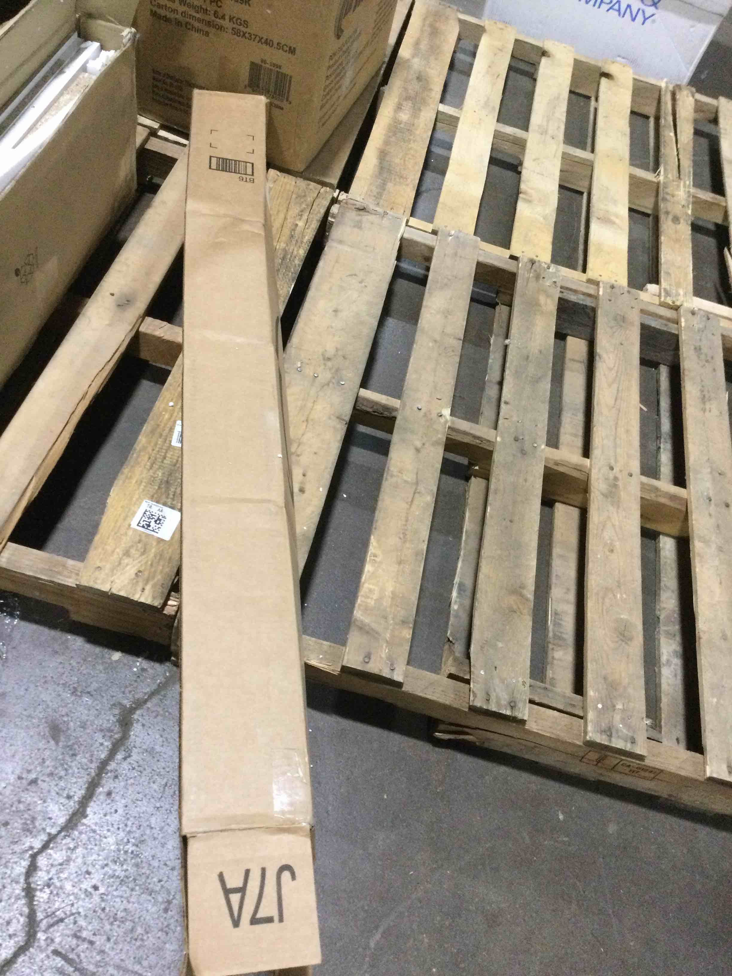 https://s3.amazonaws.com/lotting-images-prod/bidfta/YEL4195369_1676397225744.jpeg