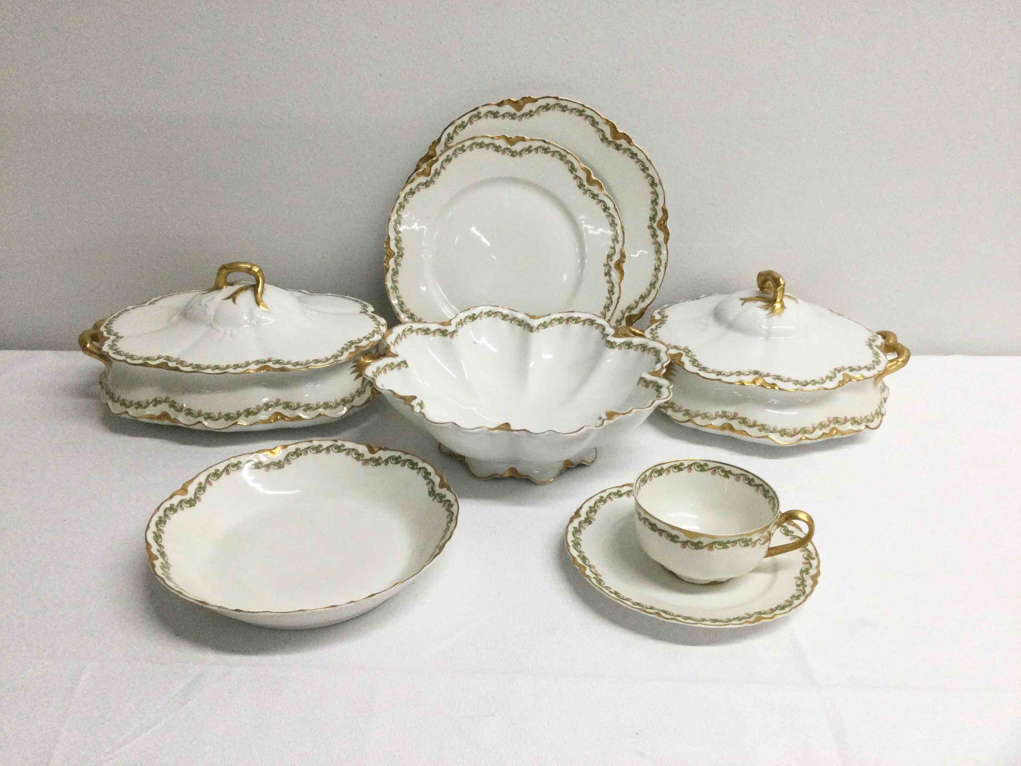 11-Piece Vintage Haviland Limoges Red Clover China Set