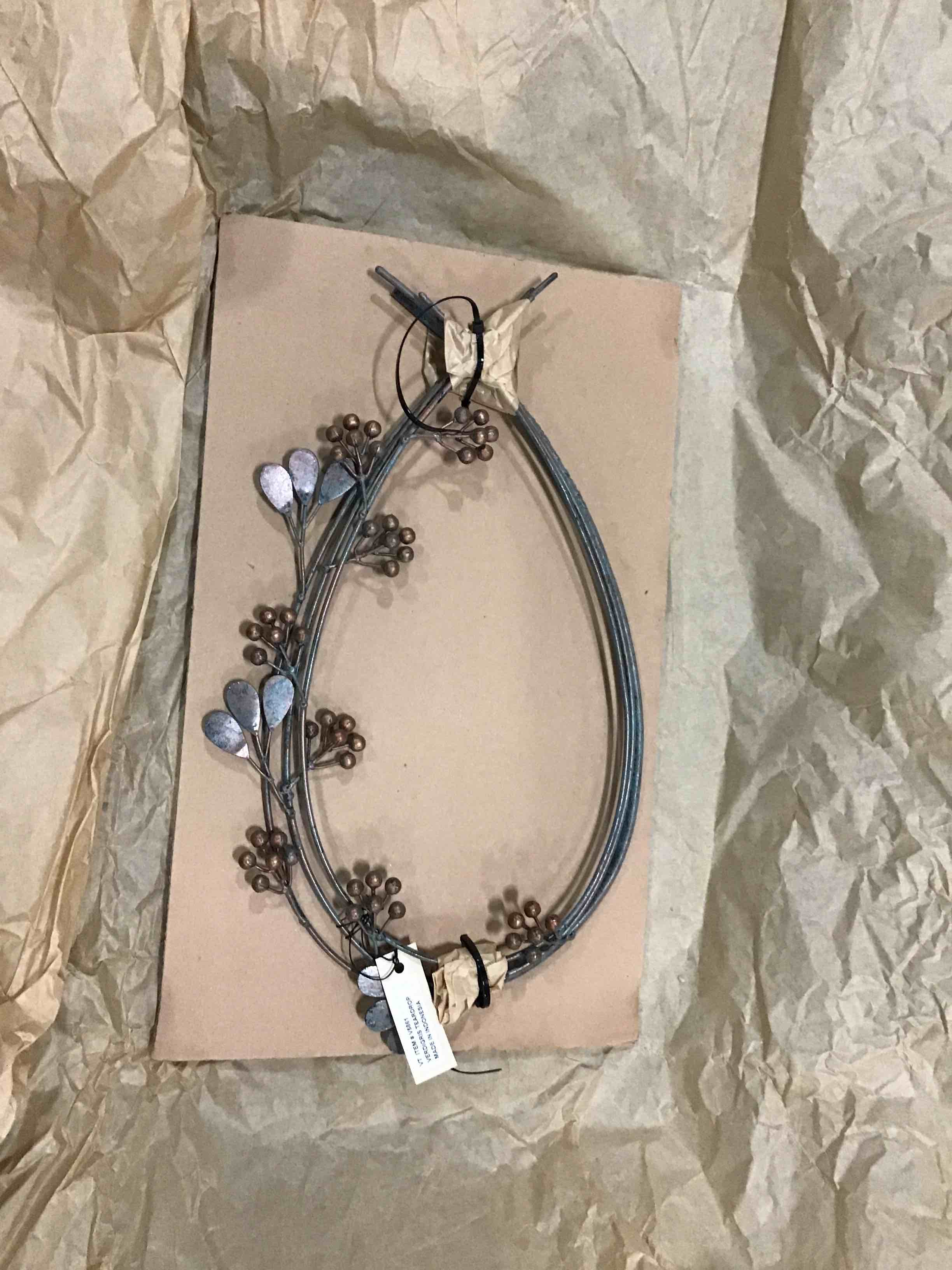 https://s3.amazonaws.com/lotting-images-prod/bidfta/YEL4221309_1698061675959.jpeg