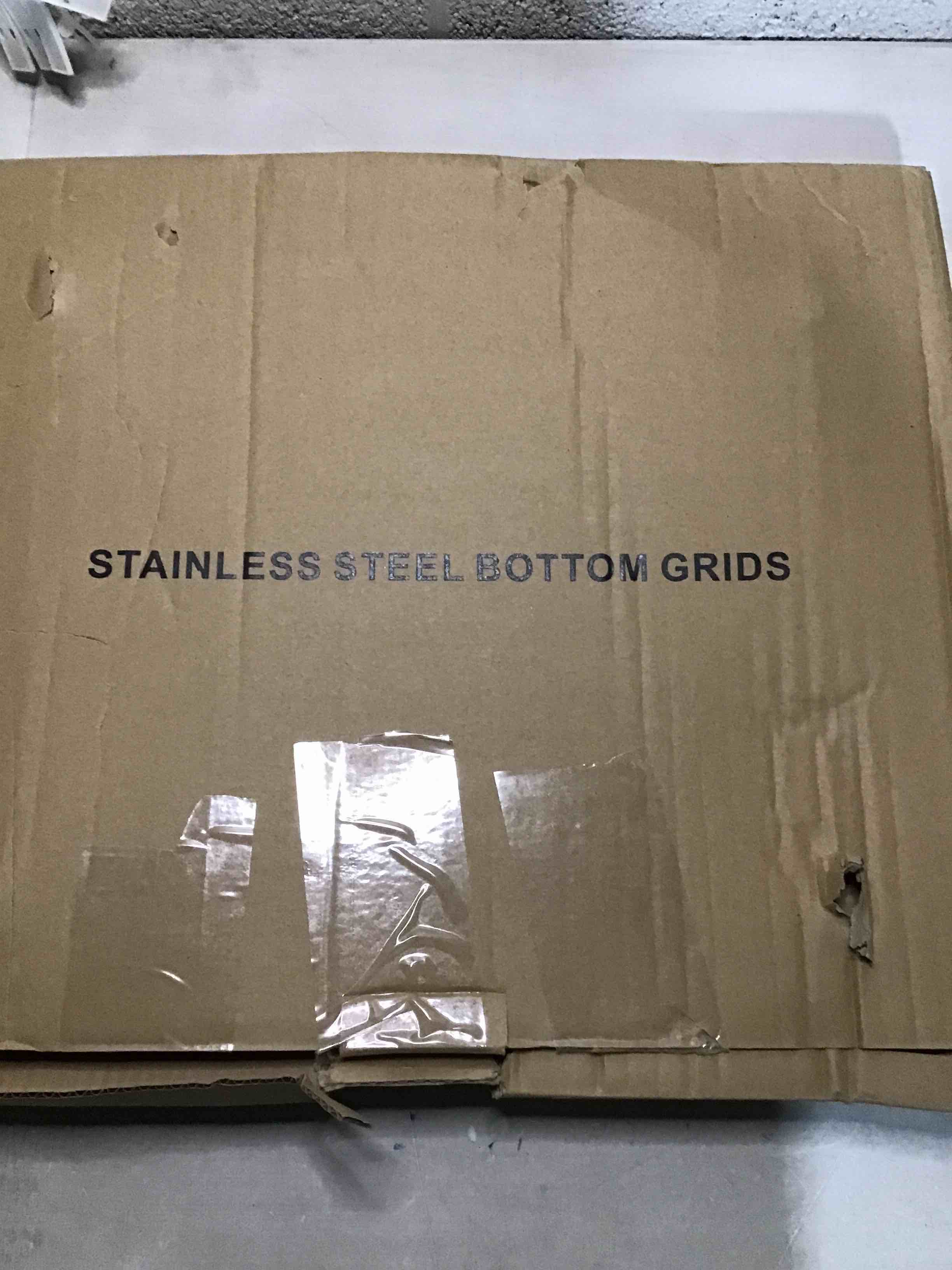 https://s3.amazonaws.com/lotting-images-prod/bidfta/YEL4236735_1677849201279.jpeg