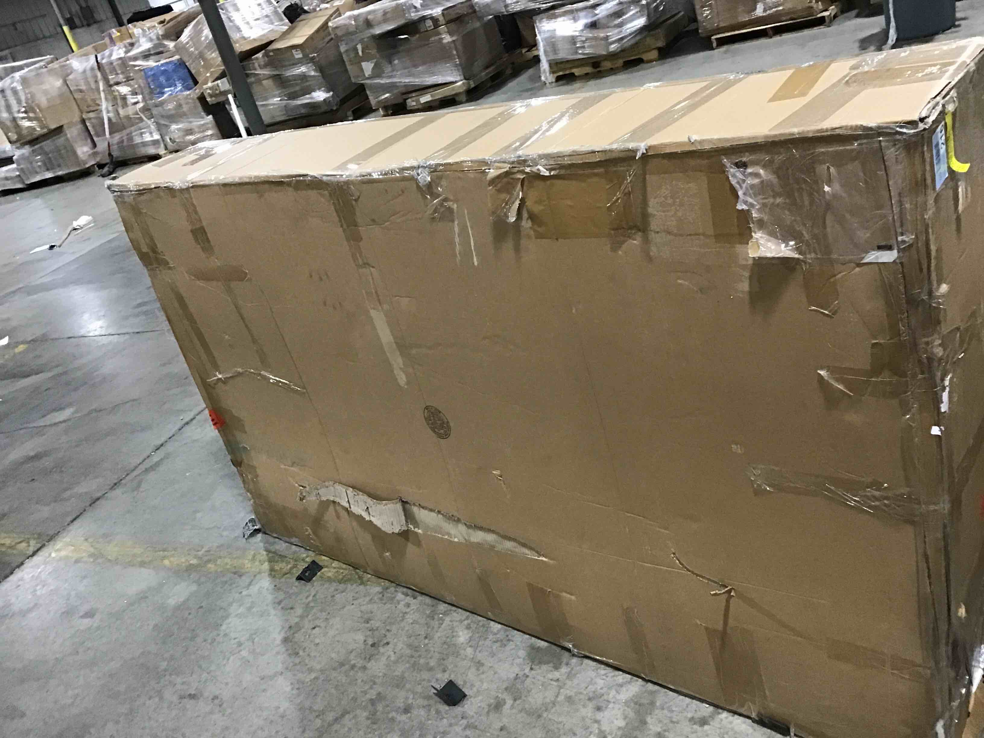 https://s3.amazonaws.com/lotting-images-prod/bidfta/YEL4242257_1700575256837.jpeg