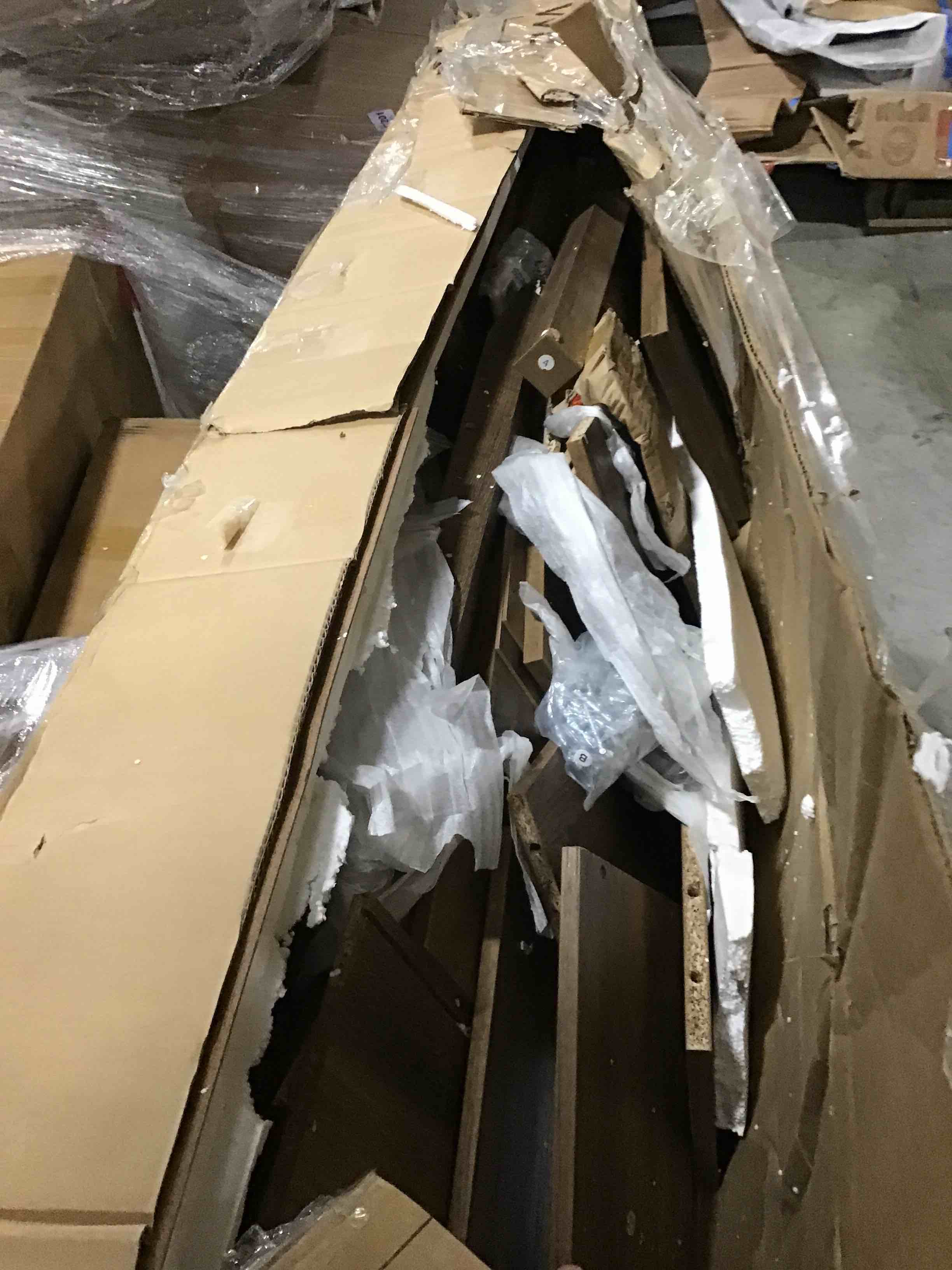 https://s3.amazonaws.com/lotting-images-prod/bidfta/YEL4242289_1700598409309.jpeg