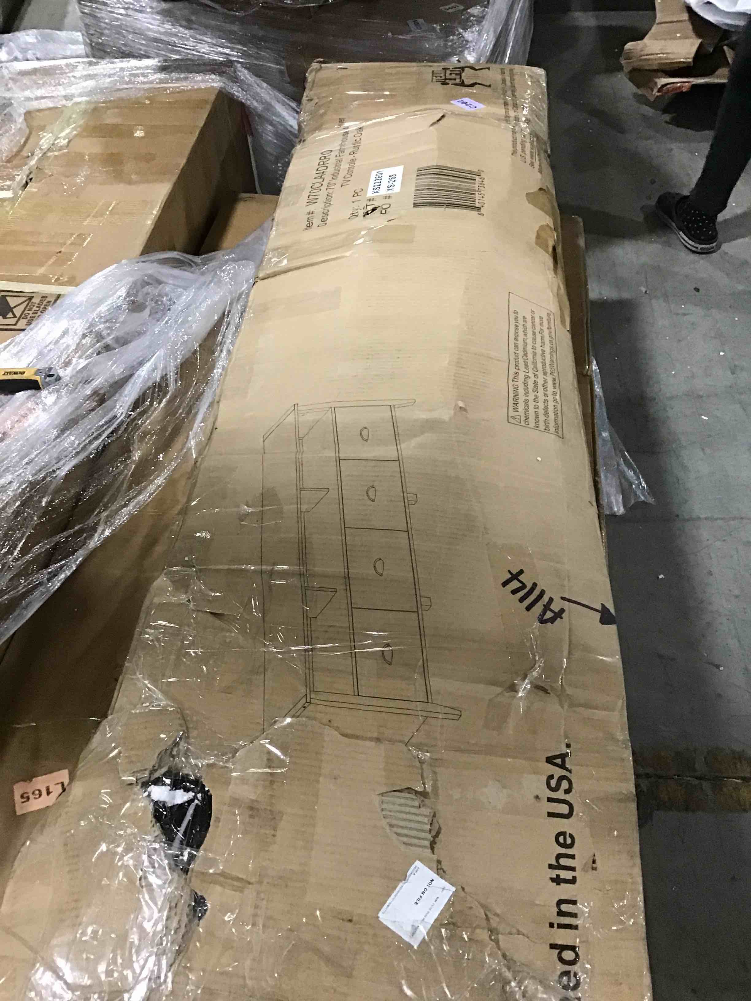 https://s3.amazonaws.com/lotting-images-prod/bidfta/YEL4242289_1700598453221.jpeg