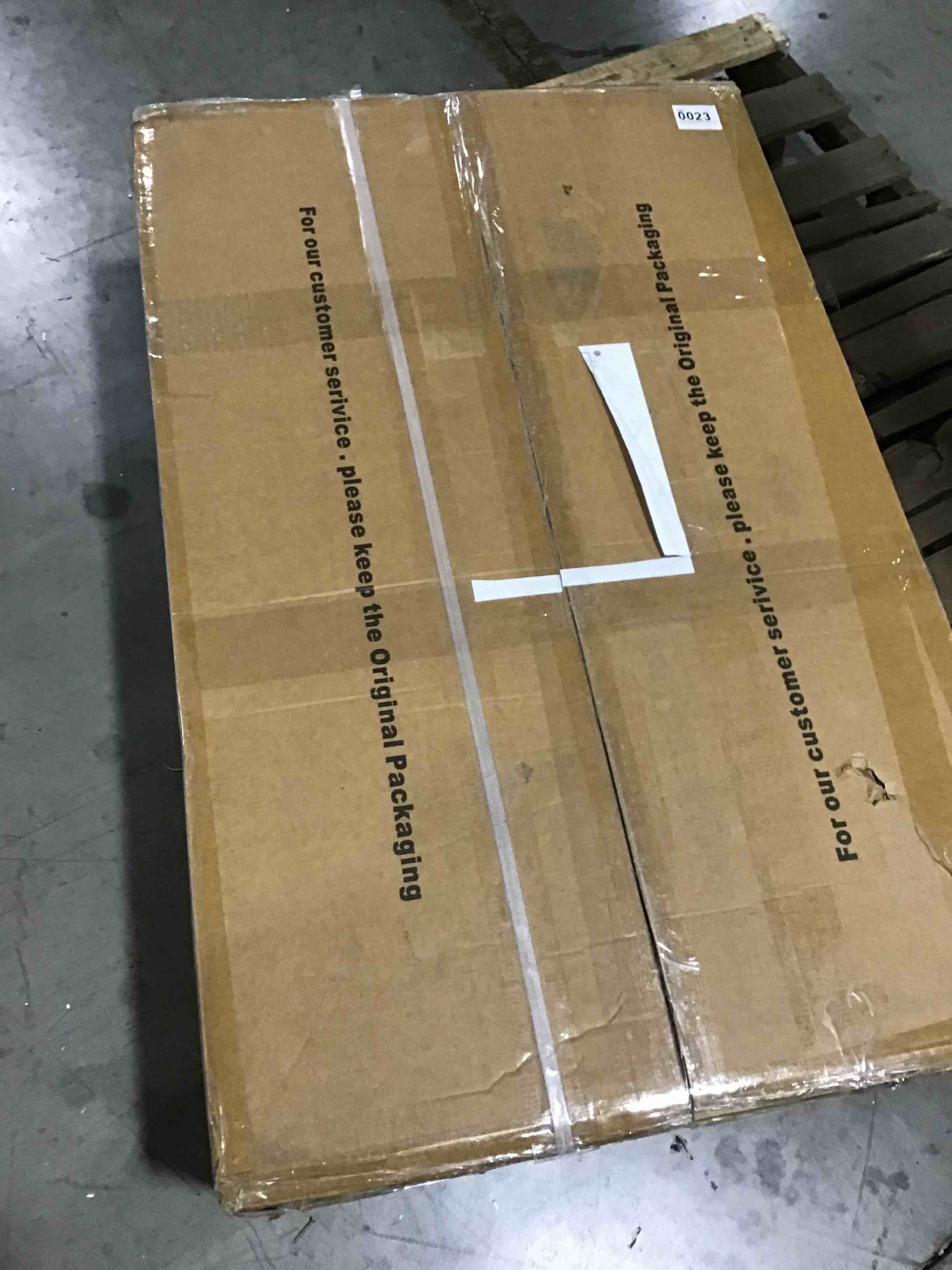 https://s3.amazonaws.com/lotting-images-prod/bidfta/YEL4242291_1700600439858.jpeg