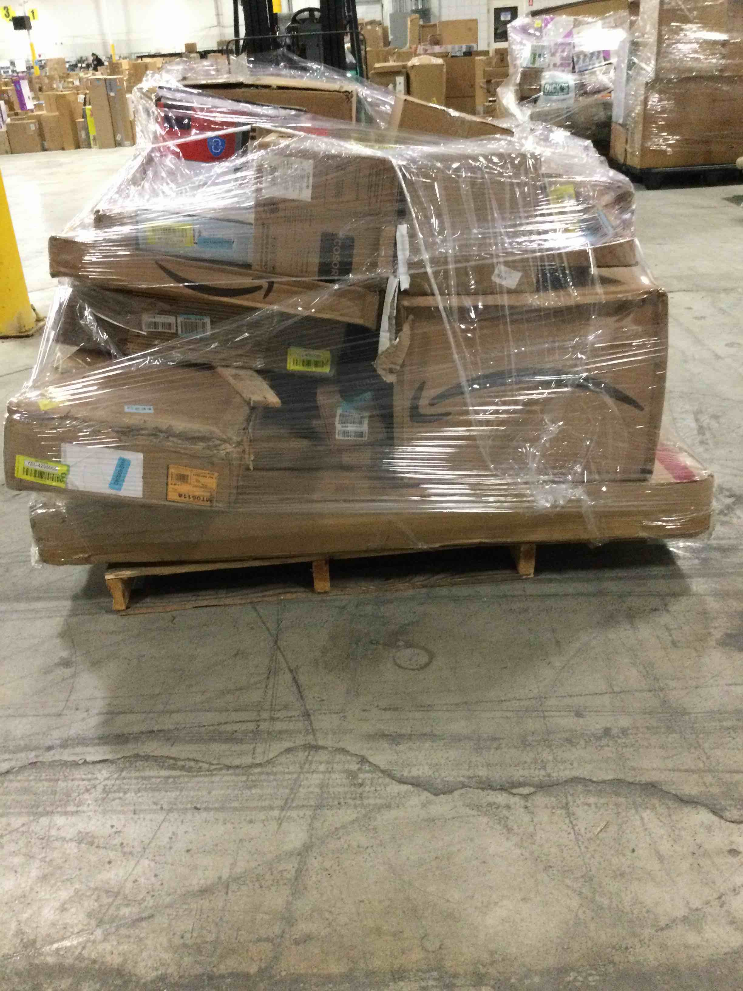 https://s3.amazonaws.com/lotting-images-prod/bidfta/YEL4296427_1709311134337.jpeg