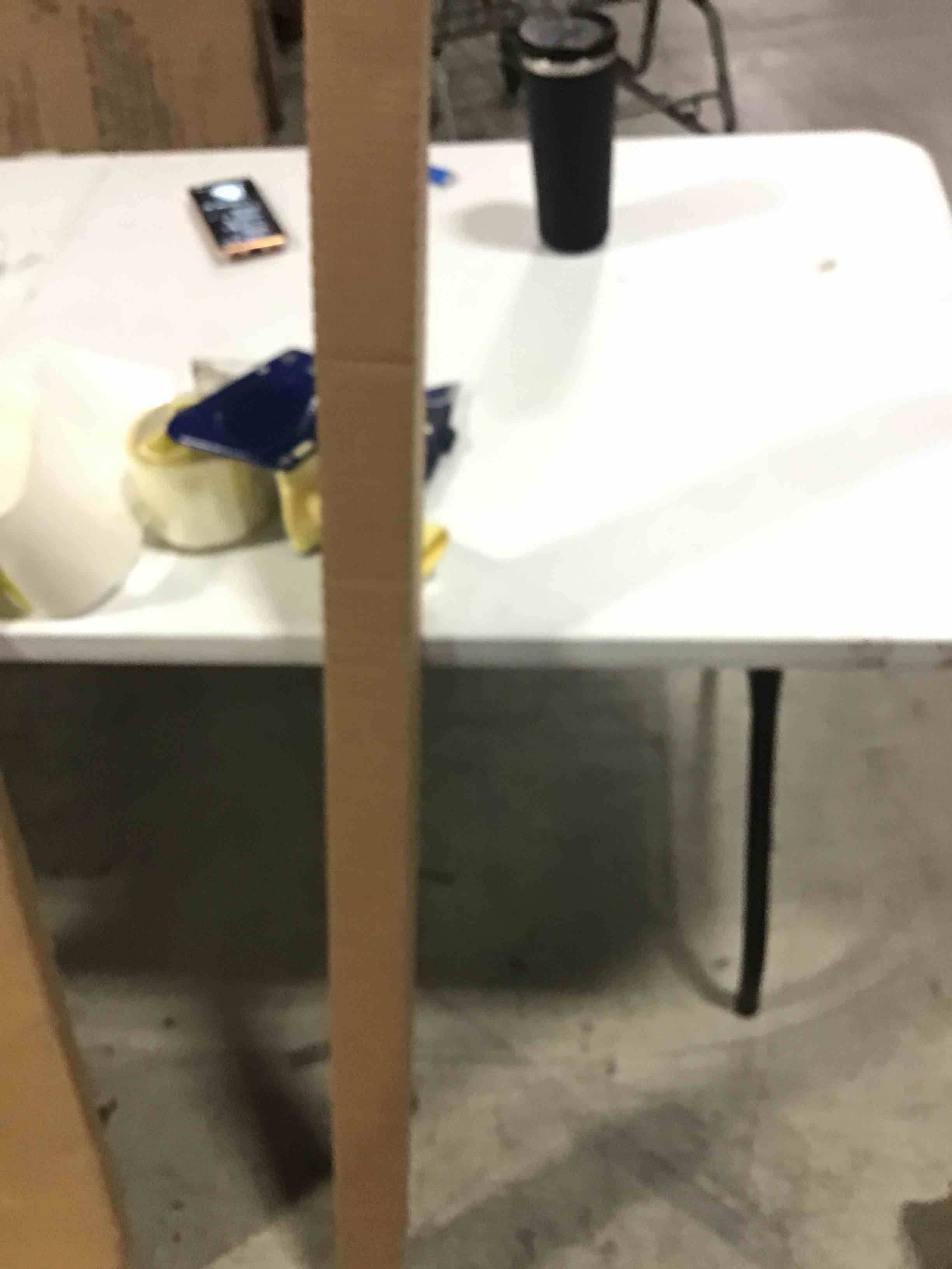 https://s3.amazonaws.com/lotting-images-prod/bidfta/YEL4299701_1694442376783.jpeg