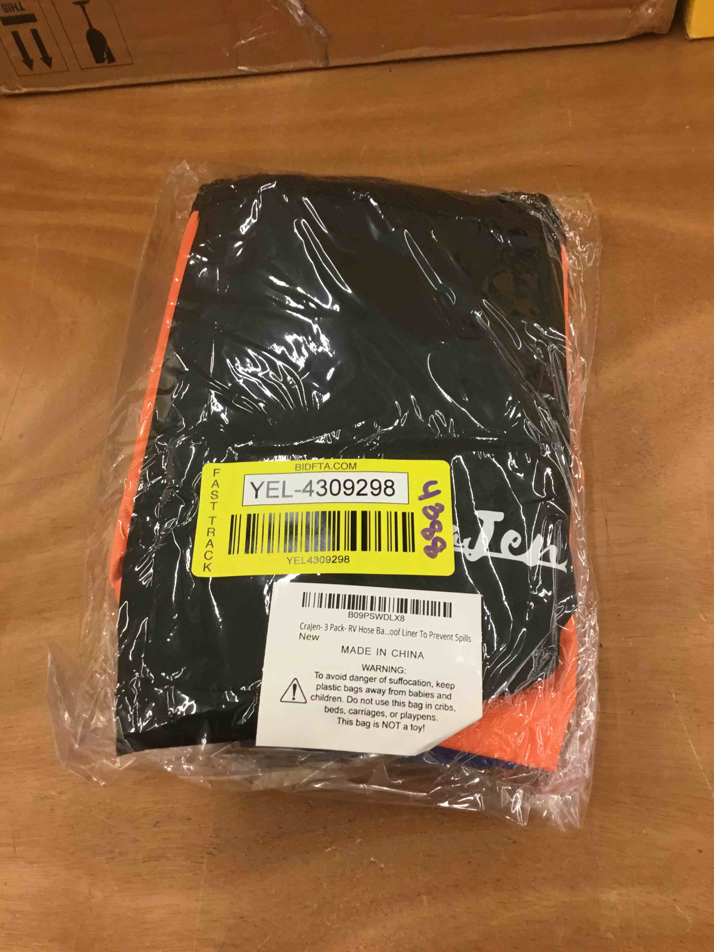 https://s3.amazonaws.com/lotting-images-prod/bidfta/YEL4309298_1699458679738.jpeg