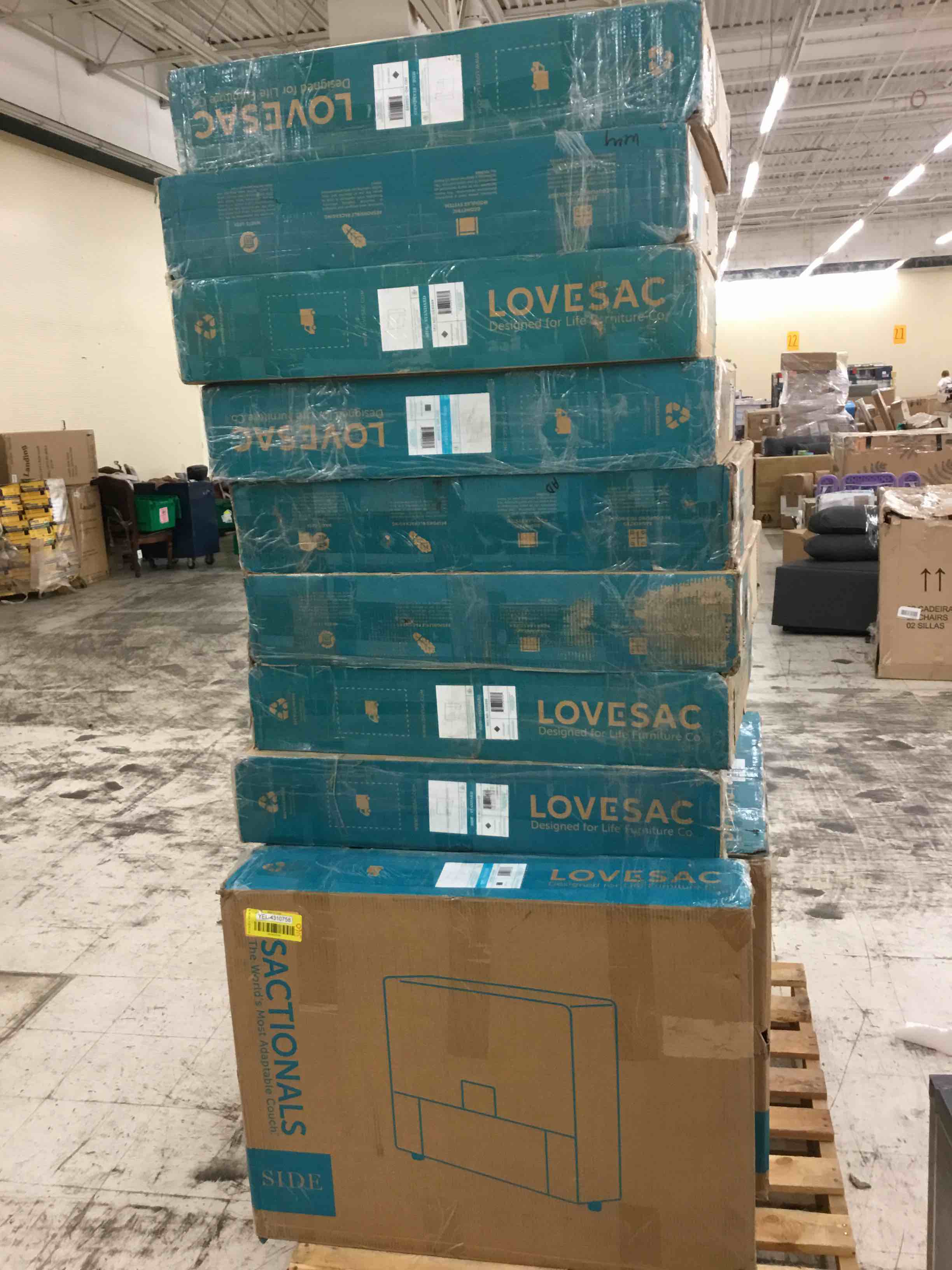 https://s3.amazonaws.com/lotting-images-prod/bidfta/YEL4310758_1691530222187.jpeg