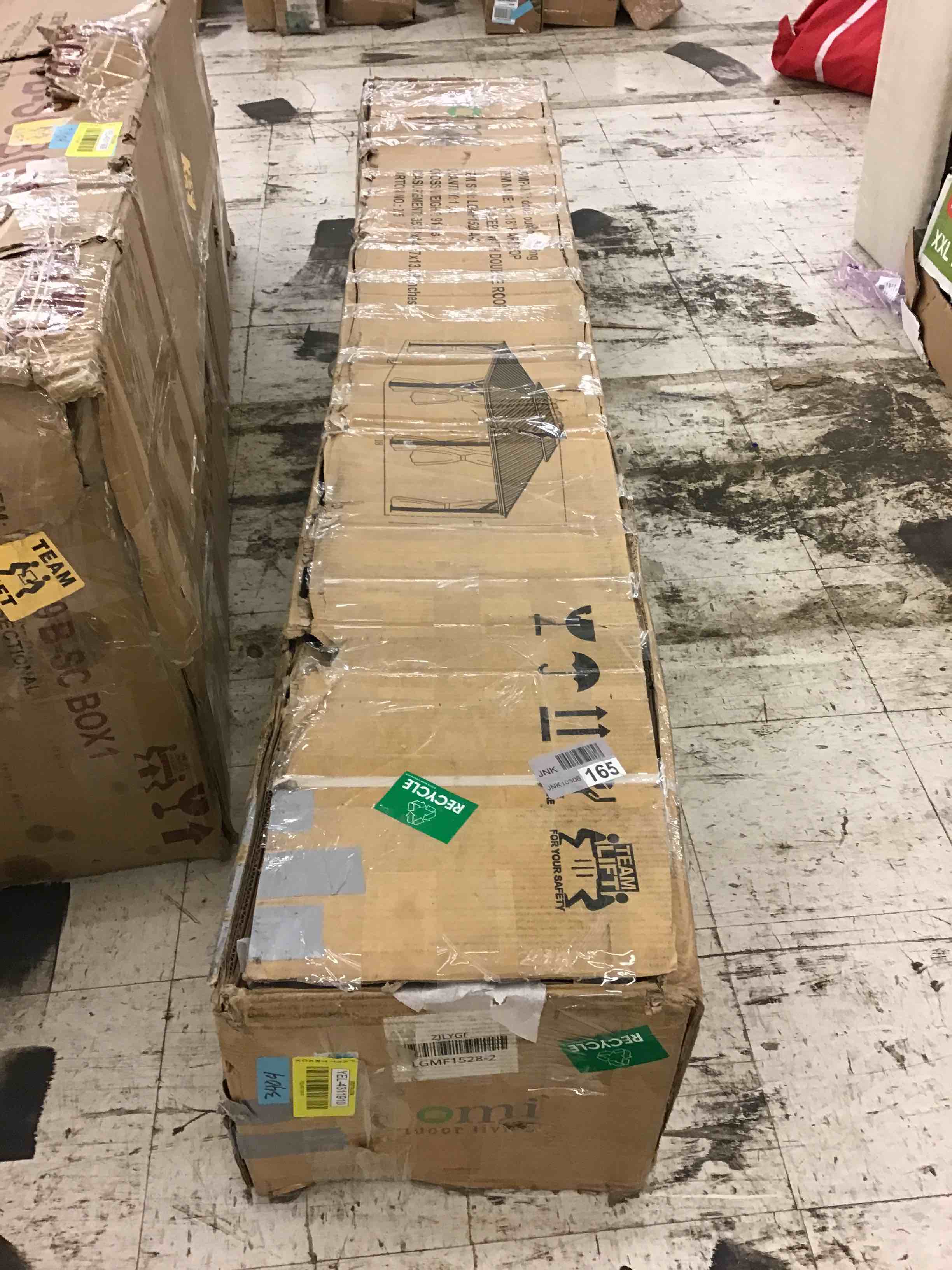 https://s3.amazonaws.com/lotting-images-prod/bidfta/YEL4311910_1692913239858.jpeg