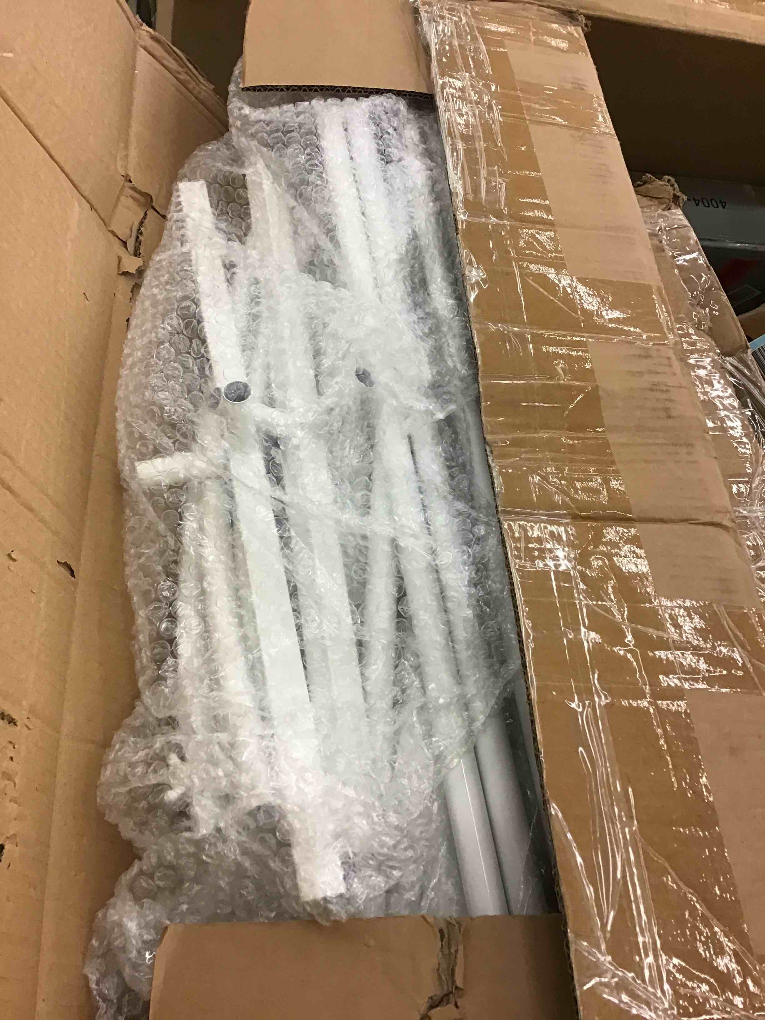 https://s3.amazonaws.com/lotting-images-prod/bidfta/YEL4312023_1693332145508.jpeg