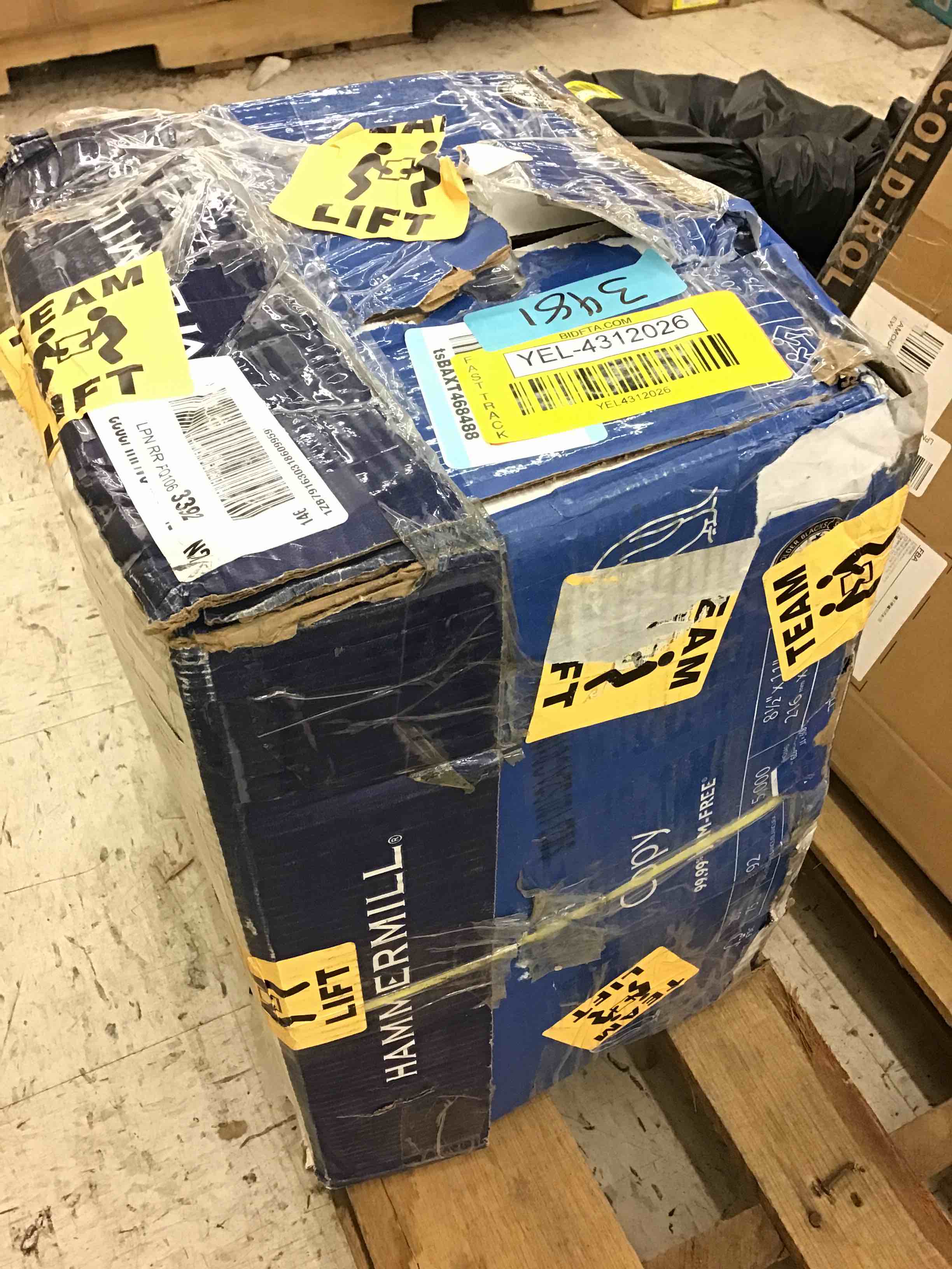 https://s3.amazonaws.com/lotting-images-prod/bidfta/YEL4312026_1693333106601.jpeg