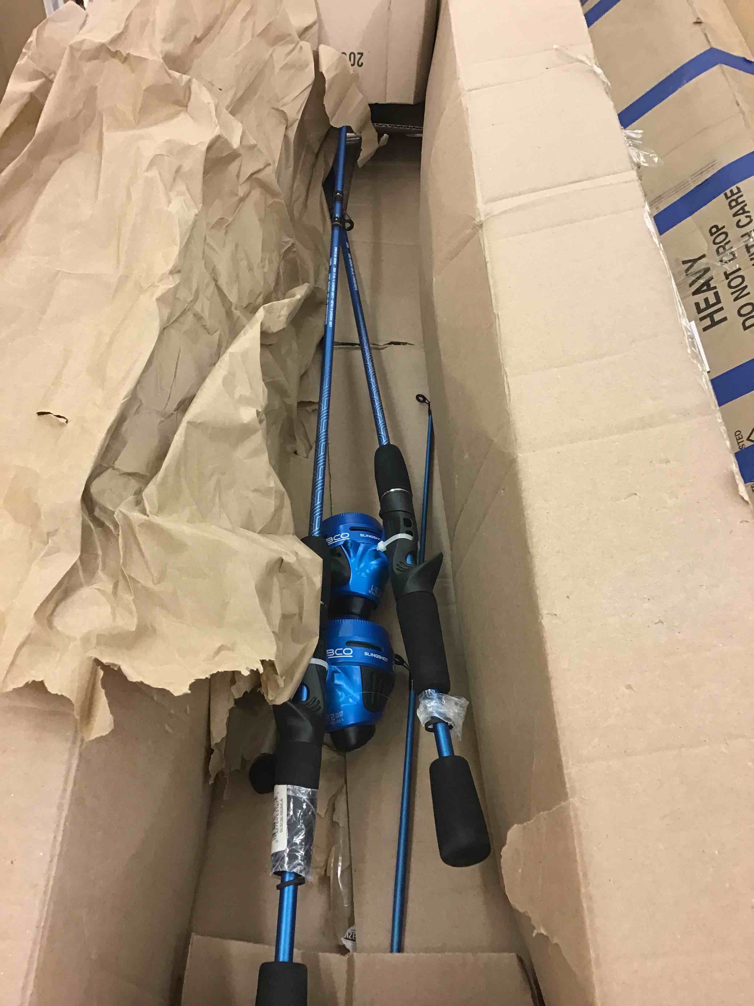 https://s3.amazonaws.com/lotting-images-prod/bidfta/YEL4312037_1693336151449.jpeg