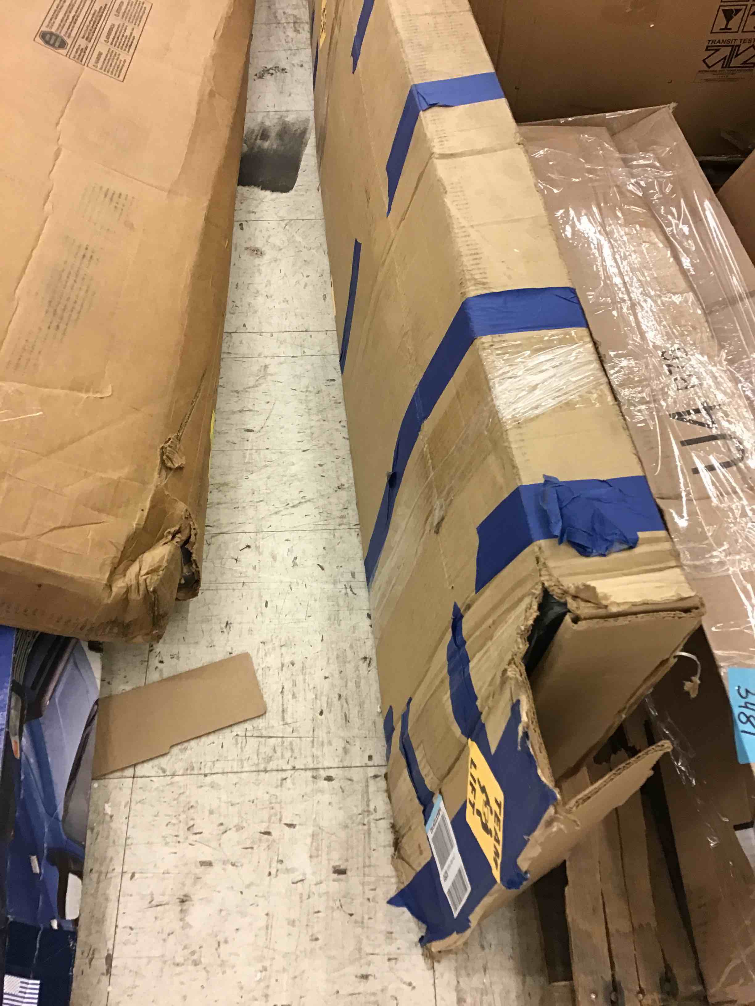 https://s3.amazonaws.com/lotting-images-prod/bidfta/YEL4312038_1693336391455.jpeg