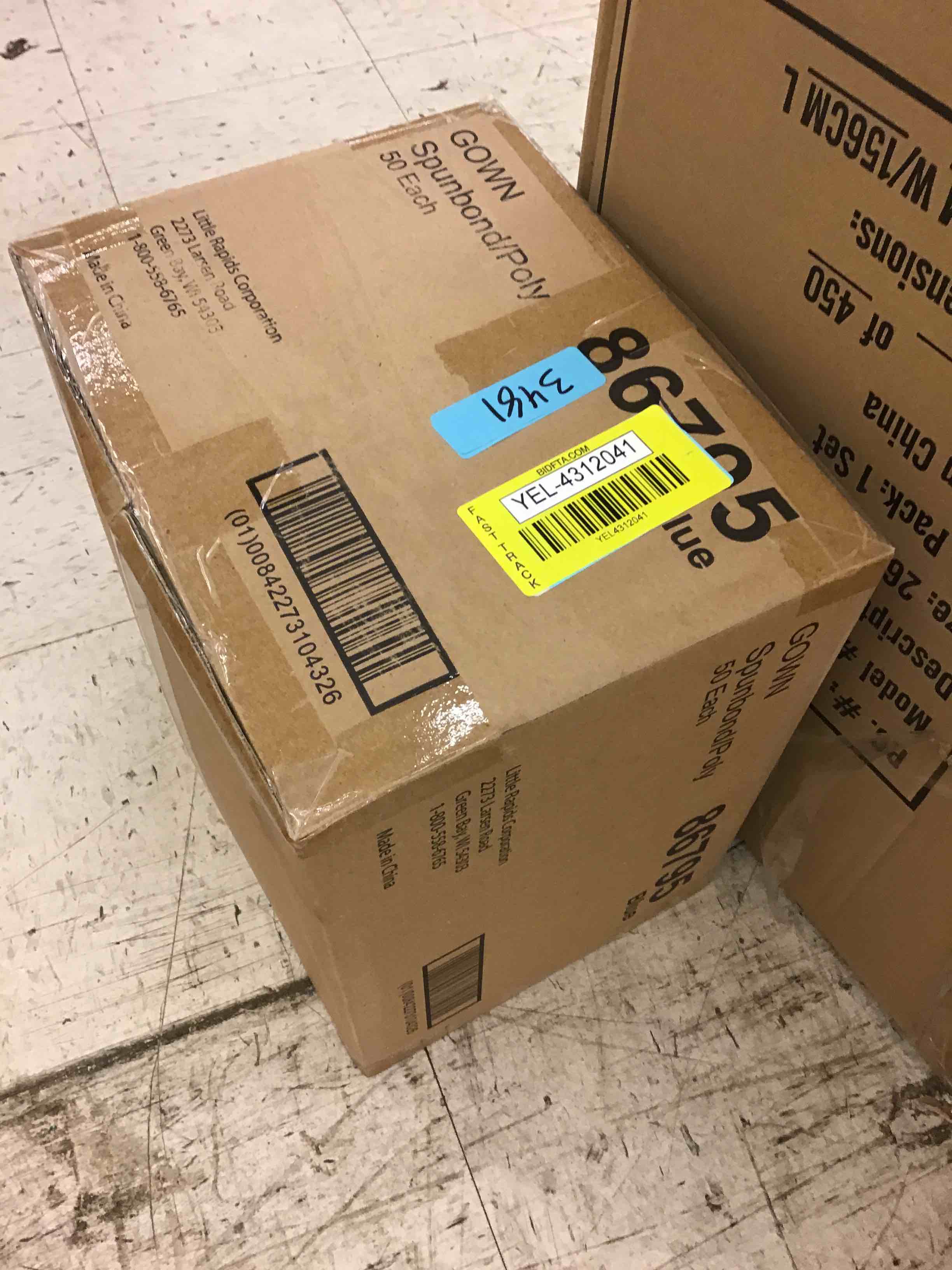 https://s3.amazonaws.com/lotting-images-prod/bidfta/YEL4312041_1693337757660.jpeg