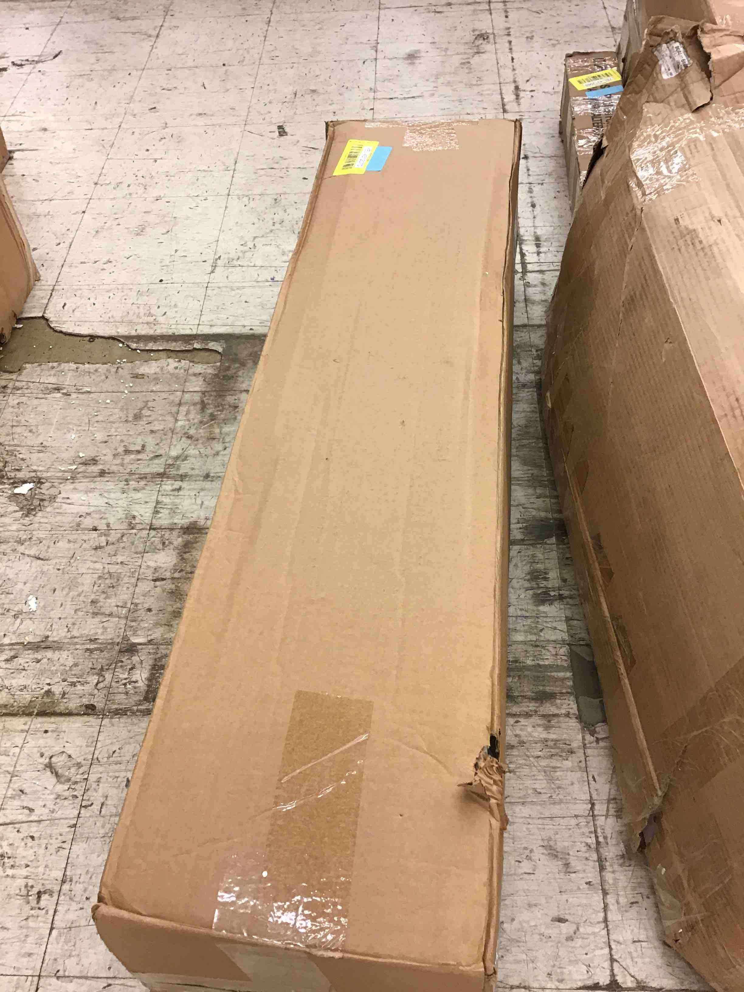 https://s3.amazonaws.com/lotting-images-prod/bidfta/YEL4312070_1693496322118.jpeg