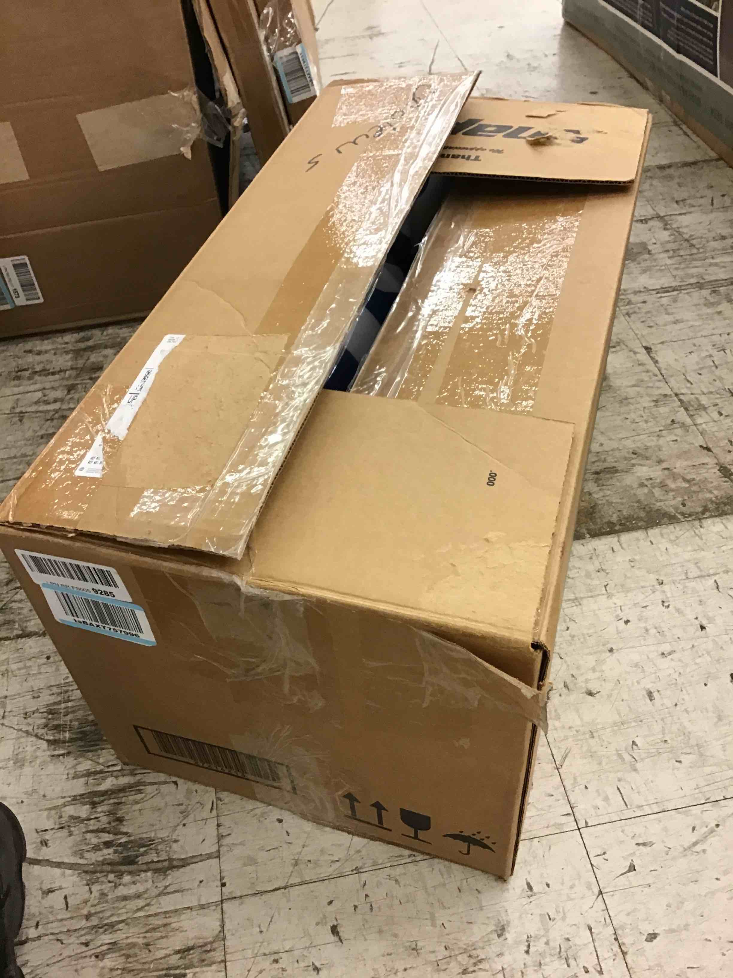 https://s3.amazonaws.com/lotting-images-prod/bidfta/YEL4312085_1693509485519.jpeg