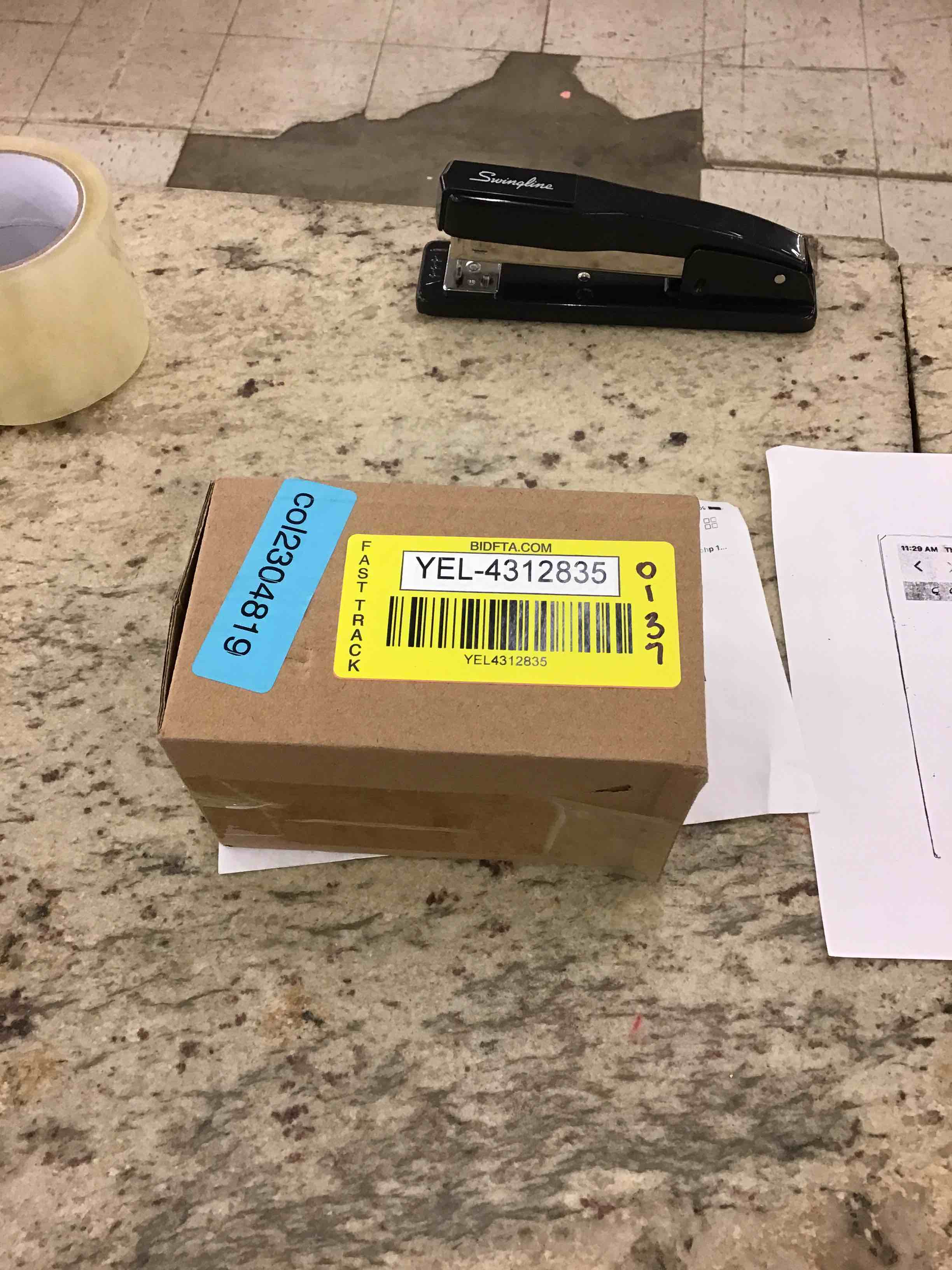 https://s3.amazonaws.com/lotting-images-prod/bidfta/YEL4312835_1704993537925.jpeg