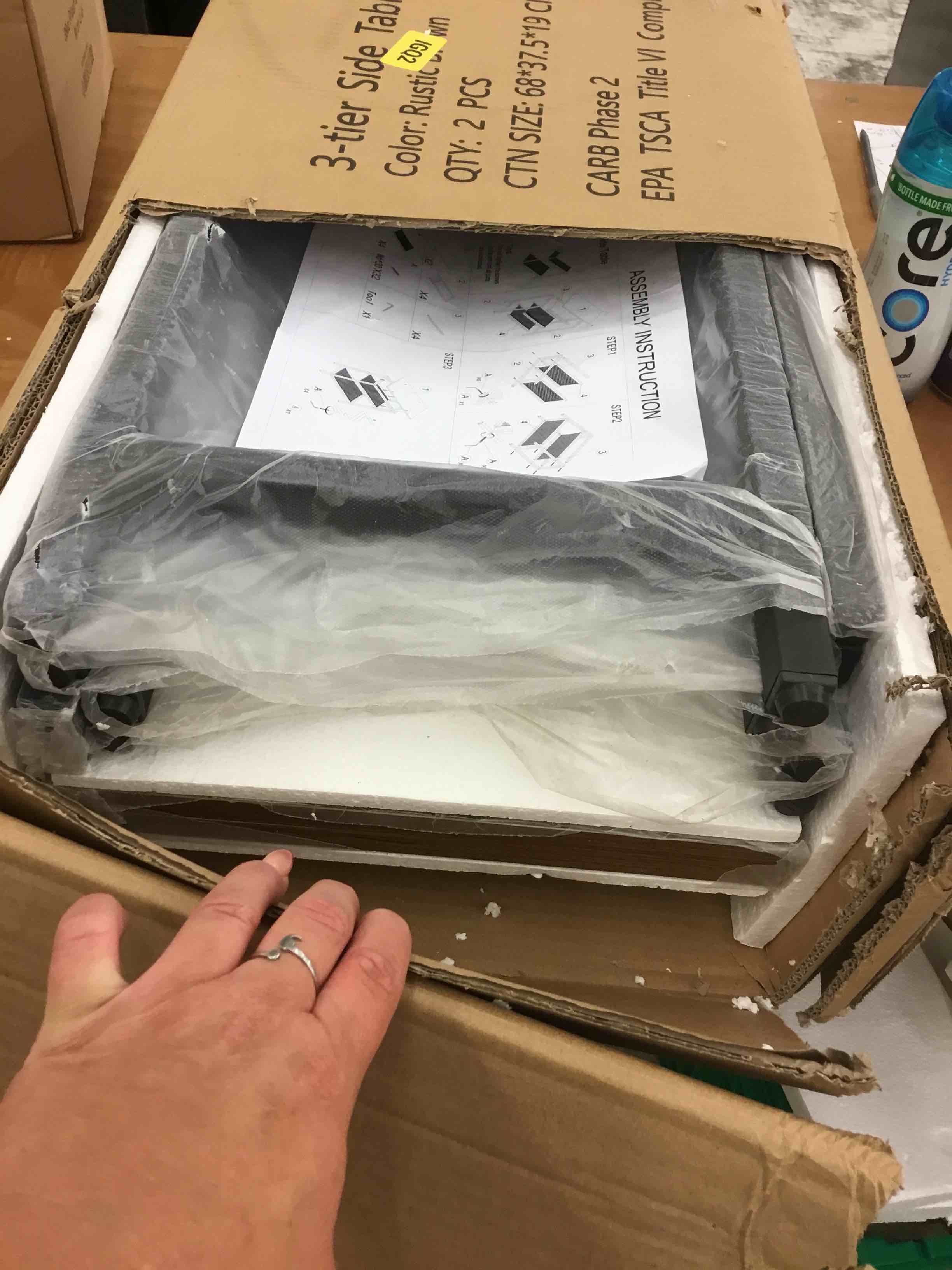 https://s3.amazonaws.com/lotting-images-prod/bidfta/YEL4324362_1689110793303.jpeg