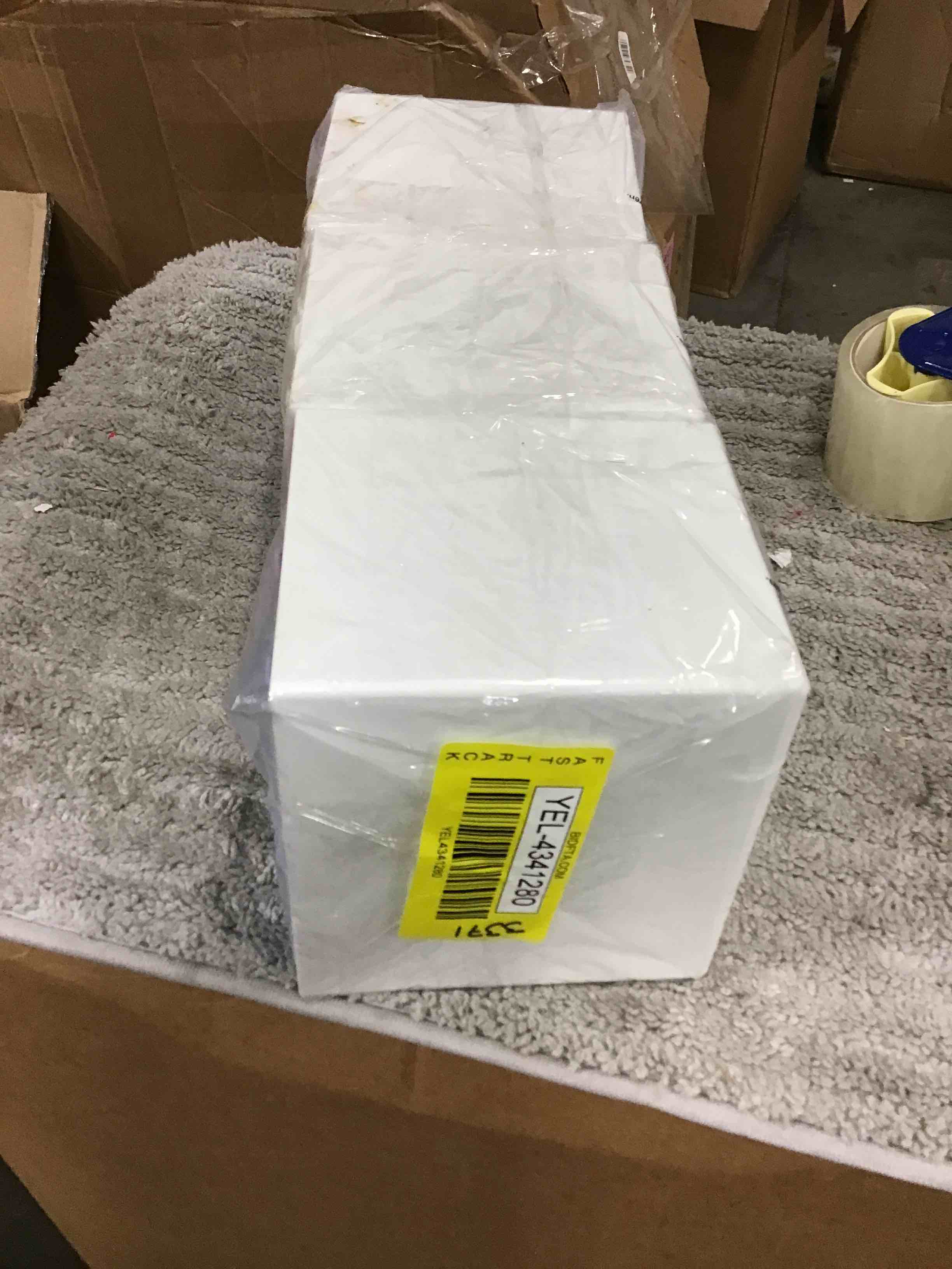 https://s3.amazonaws.com/lotting-images-prod/bidfta/YEL4341280_1687958837427.jpeg